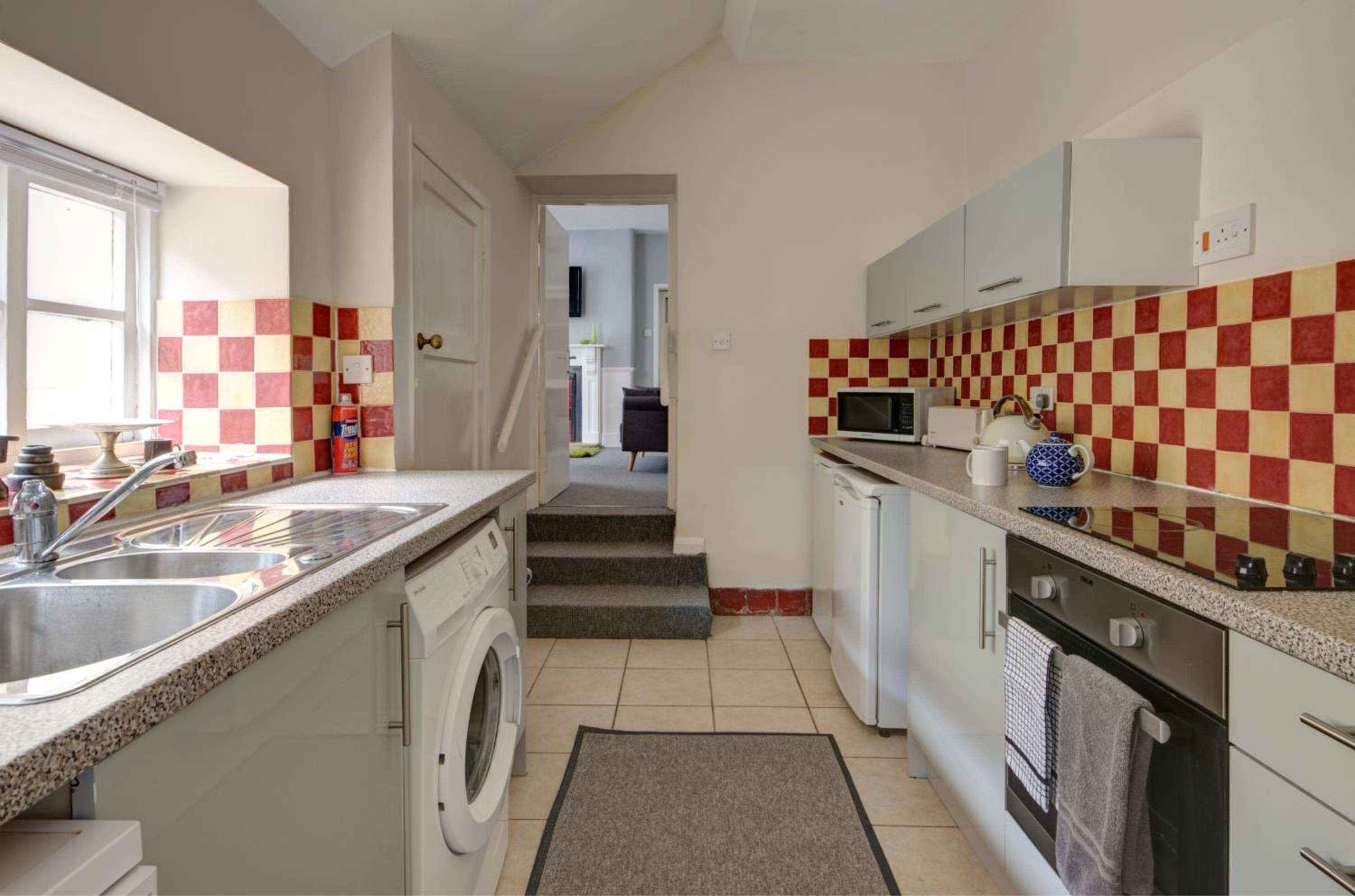Photo 16