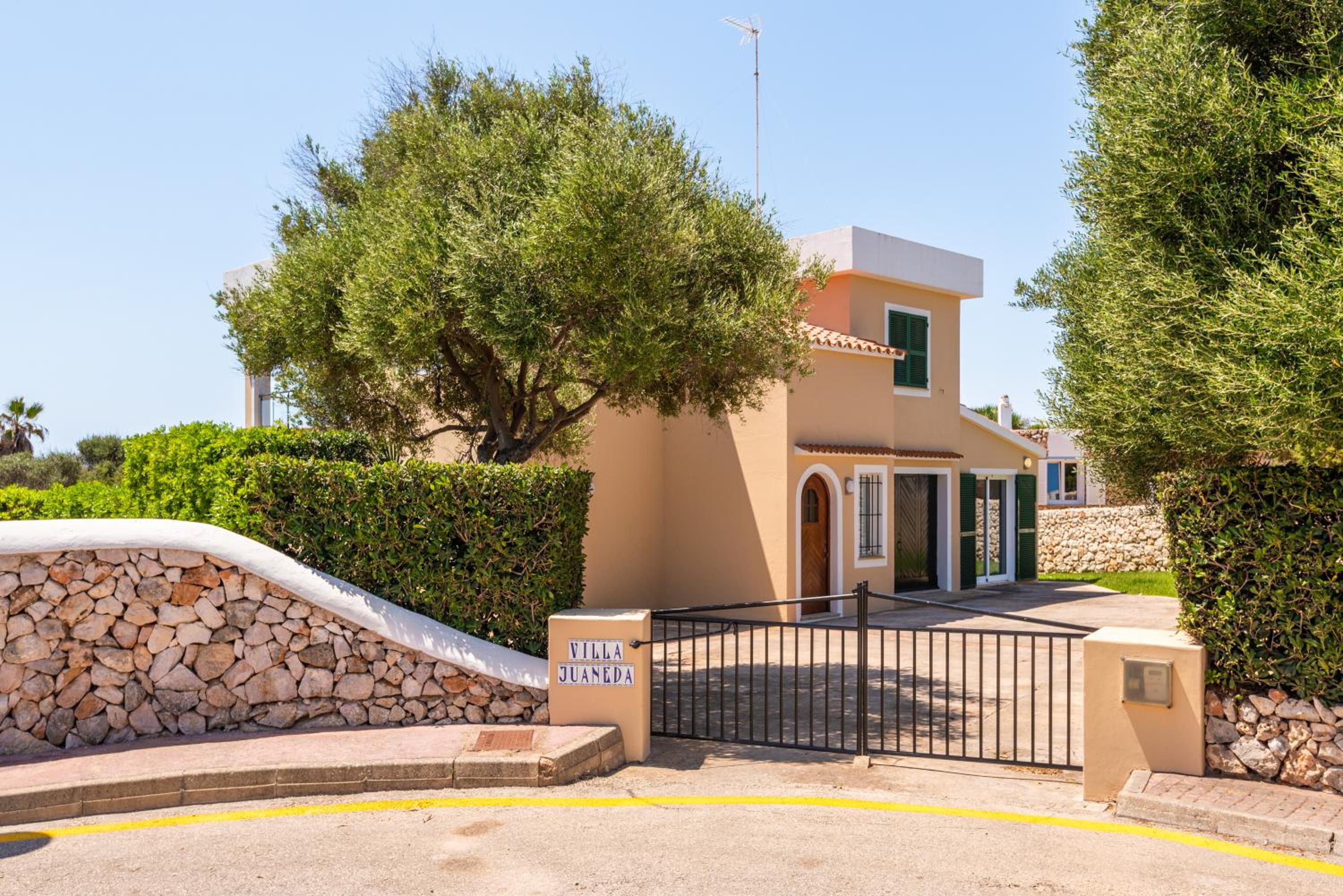 Villa Juaneda view 4