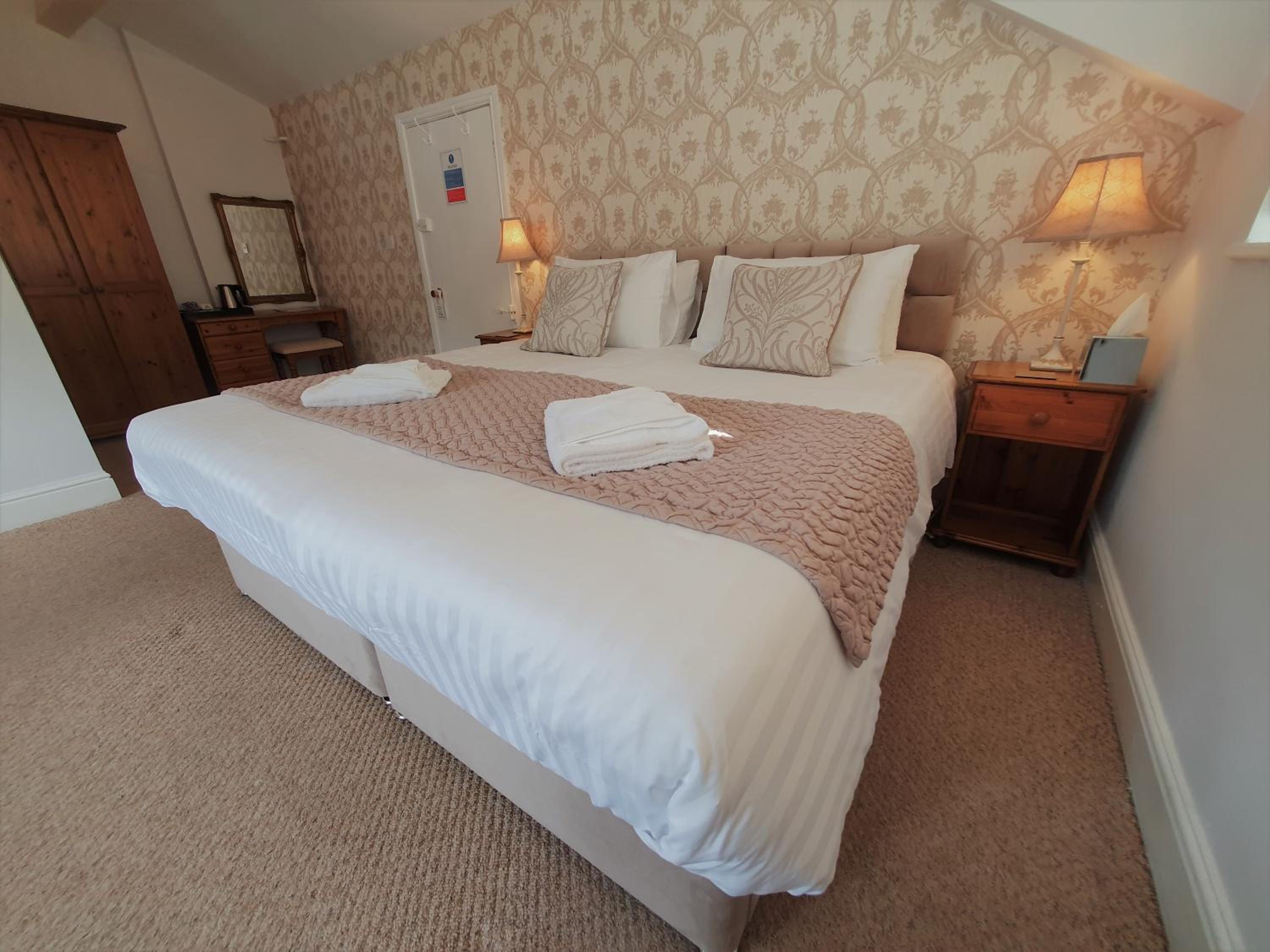 The Annan Hotel view 4