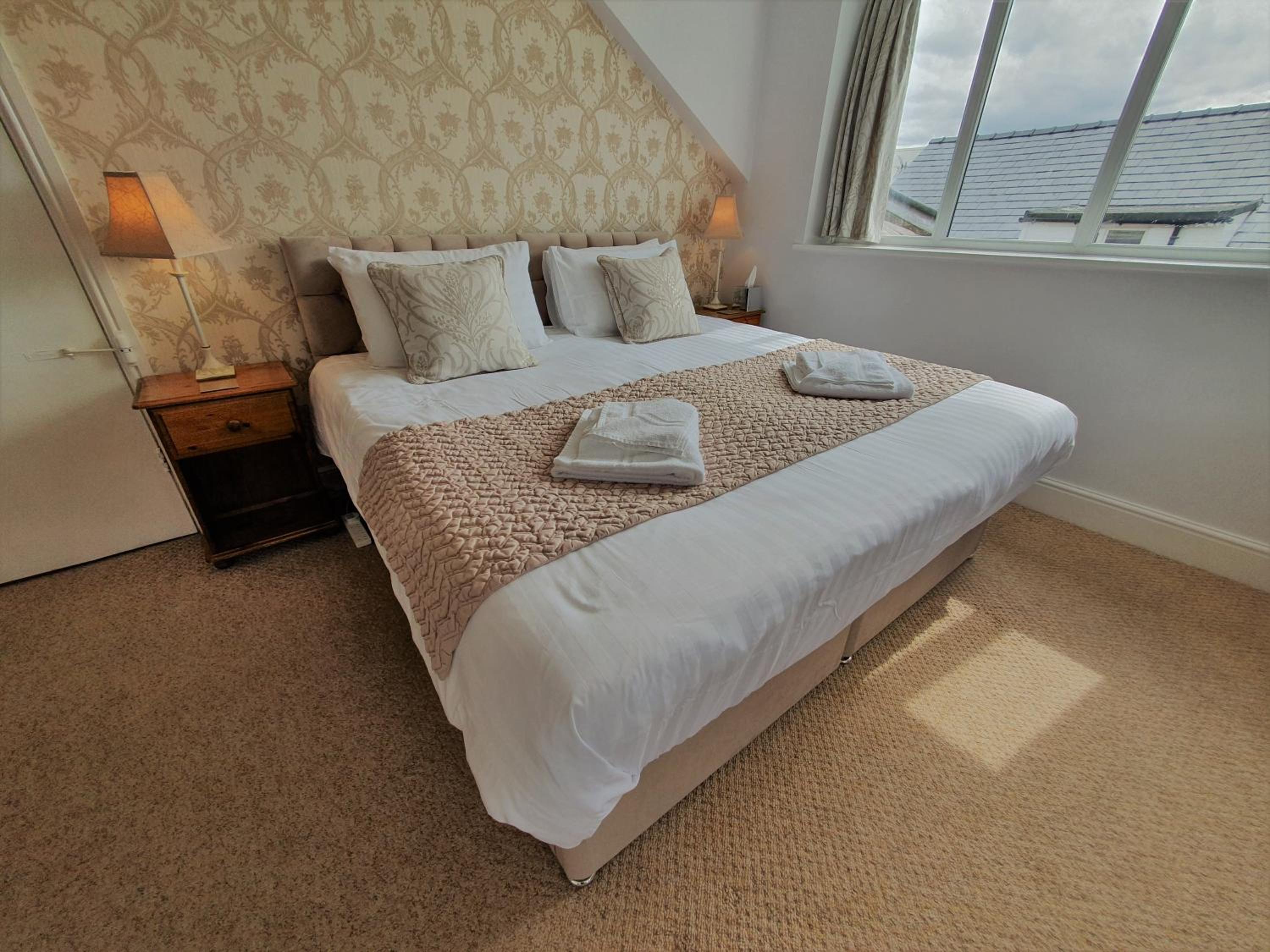 The Annan Hotel view 5