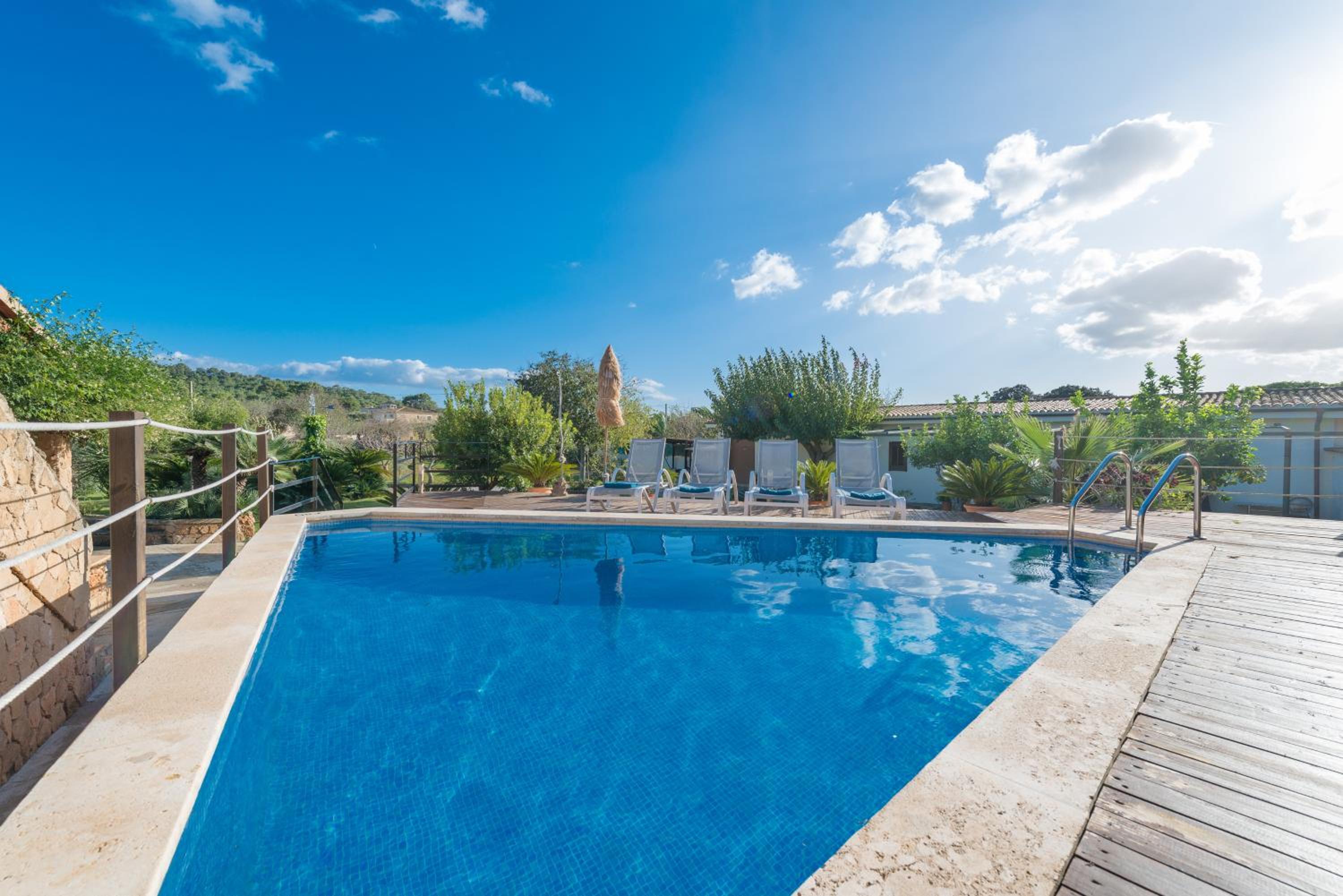 Hotel Villa Can Pau, pool and garden close to the beach - Image 1