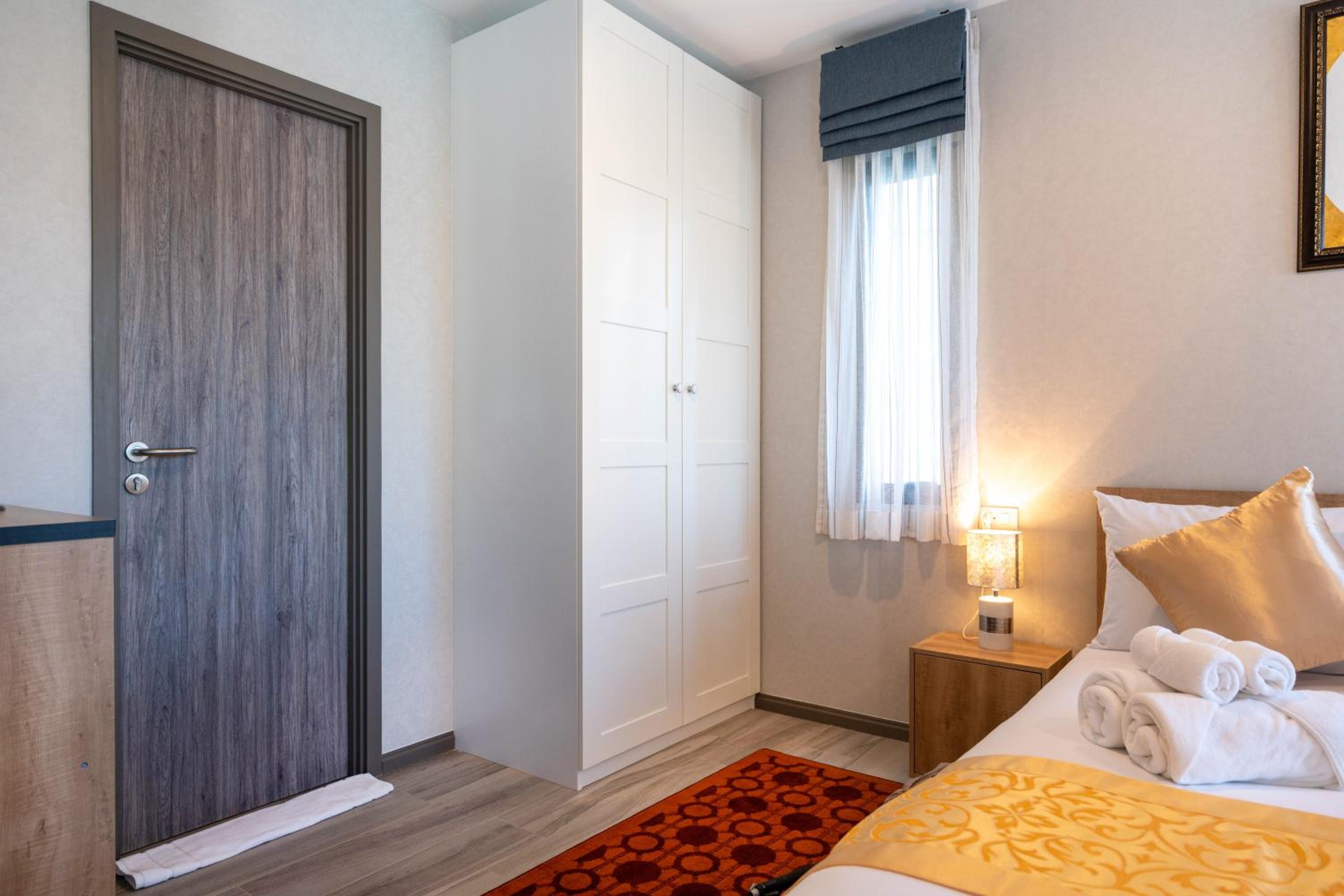 The Apartment at The Title Residencies Naiyang Beach view 5