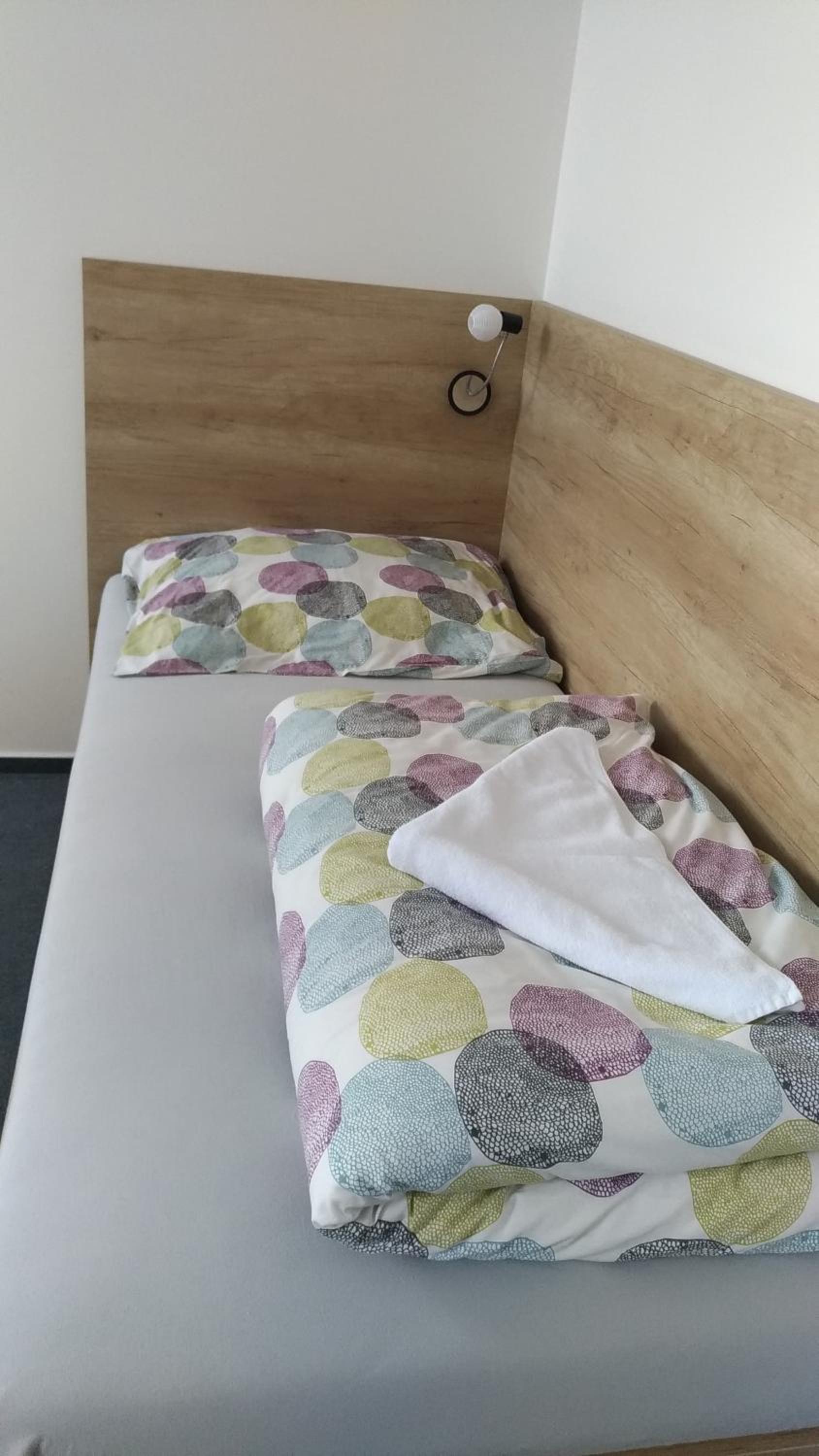 Penzion Kometa - rodinný pobyt u Novomlýnských jezer s komfortem, restaurací a dětskou zónou