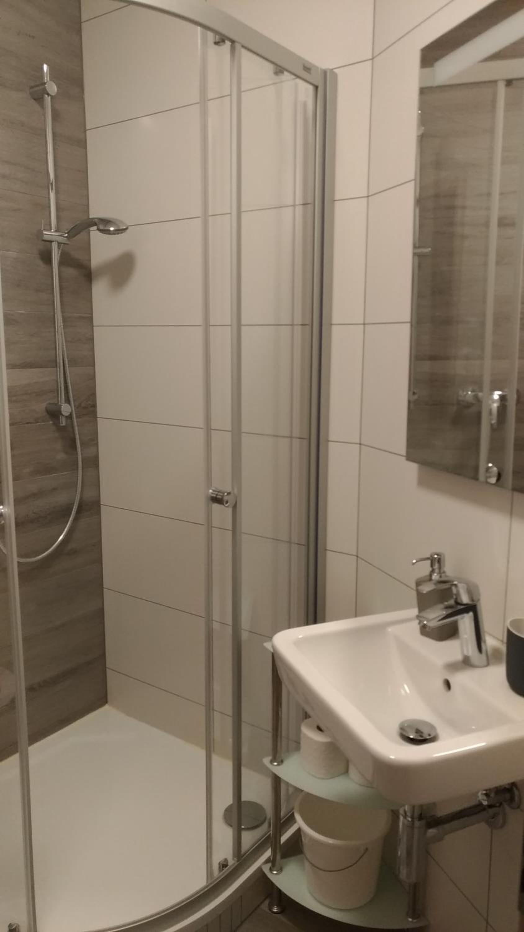Penzion Kometa - rodinný pobyt u Novomlýnských jezer s komfortem, restaurací a dětskou zónou
