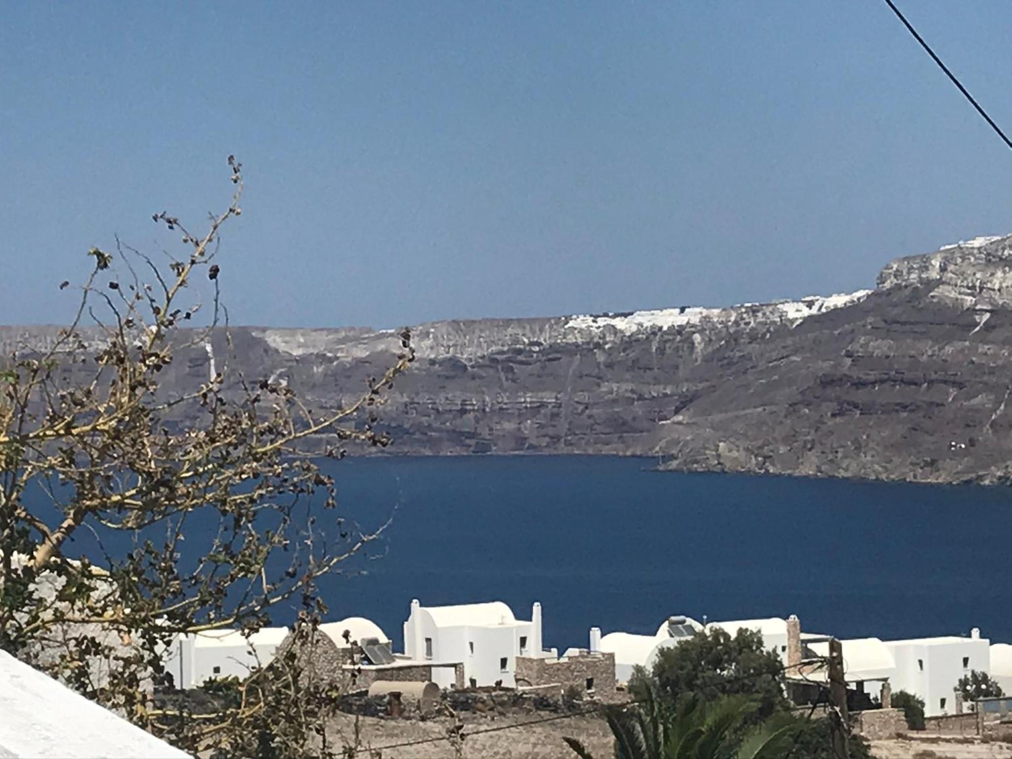 Antron Cave House photo 2