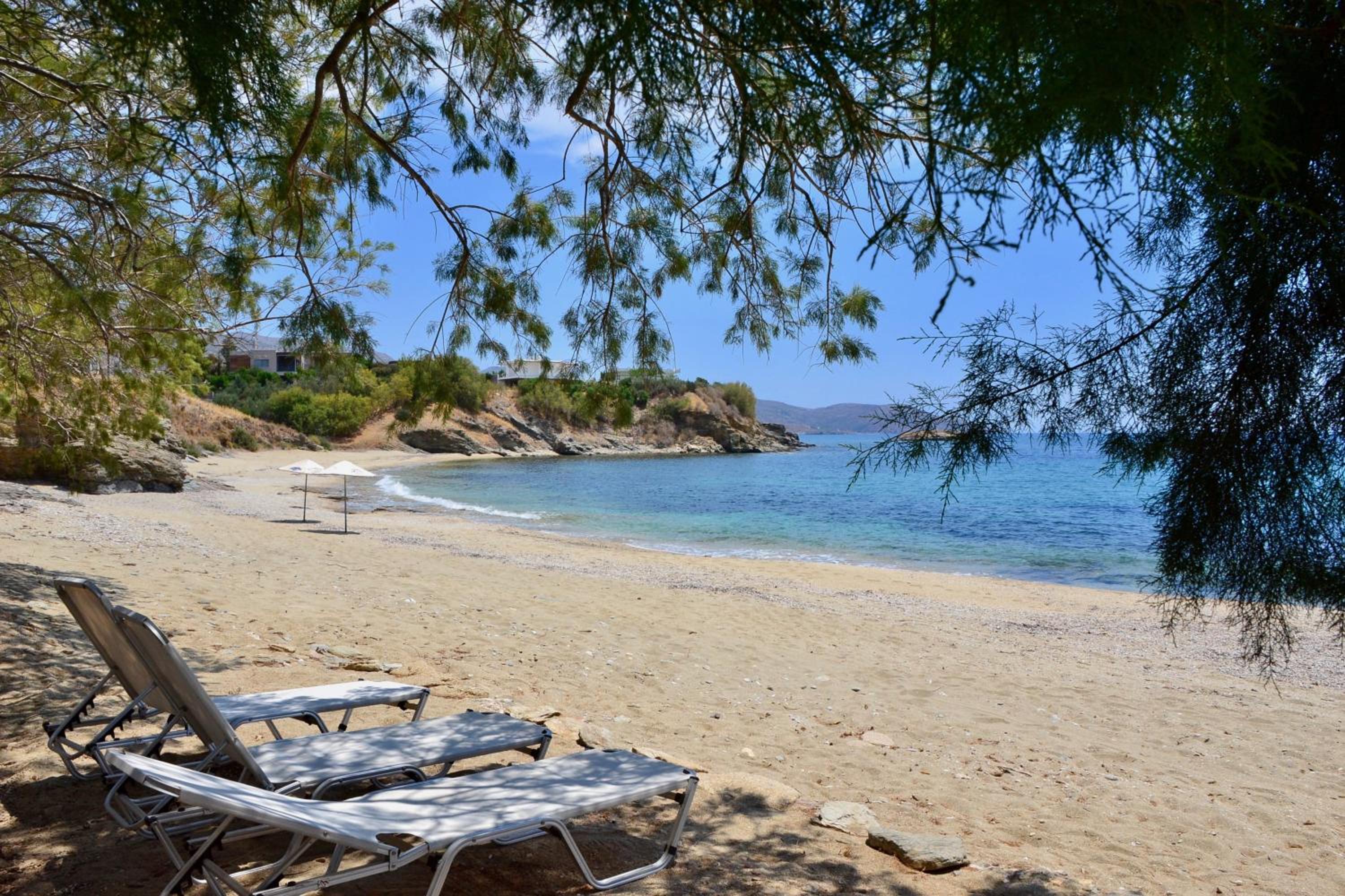 Svolis Beachhouse - Villa Set in a Beautiful Bay view 4