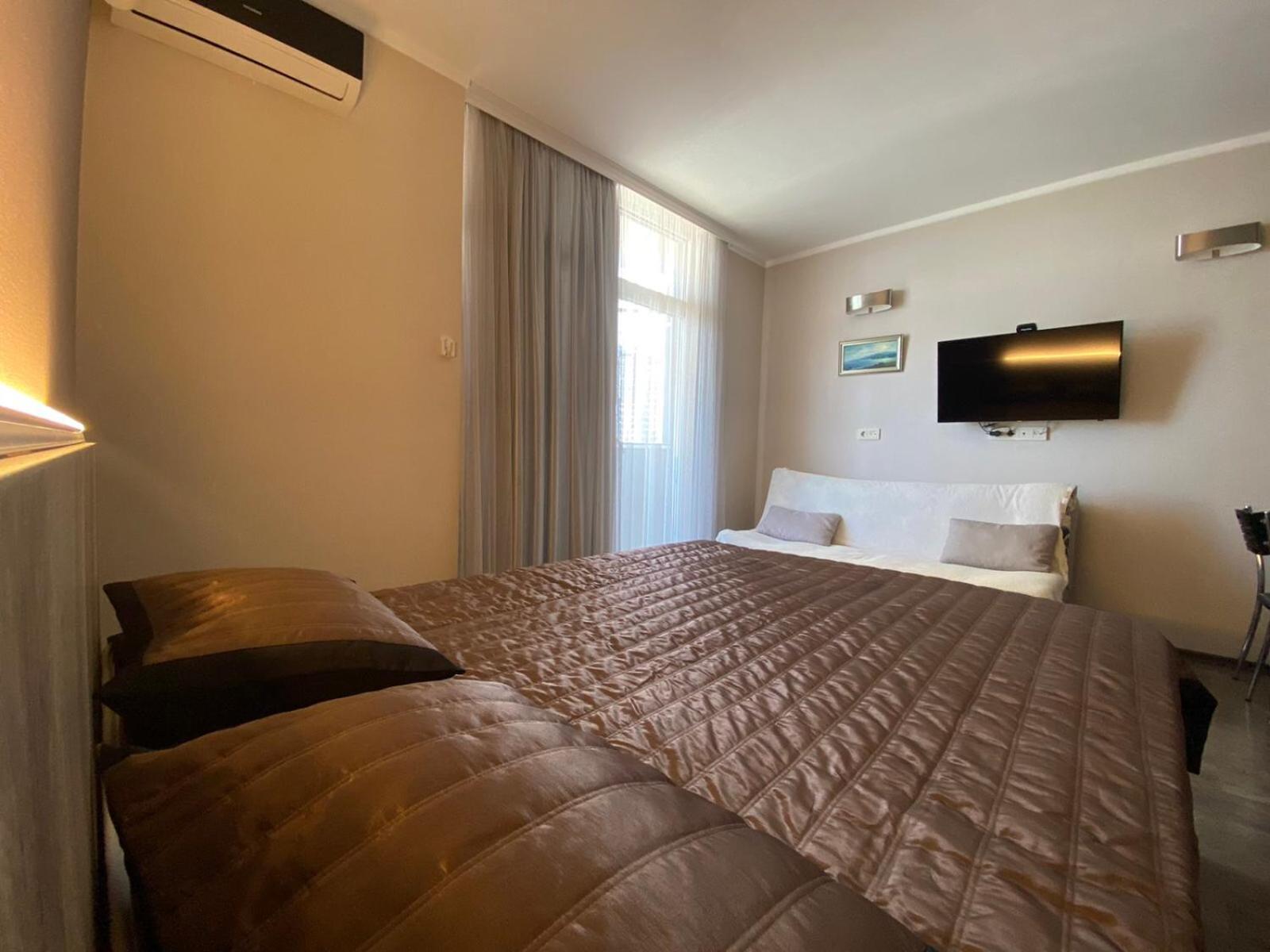 Orbi Sea Tower Apartment