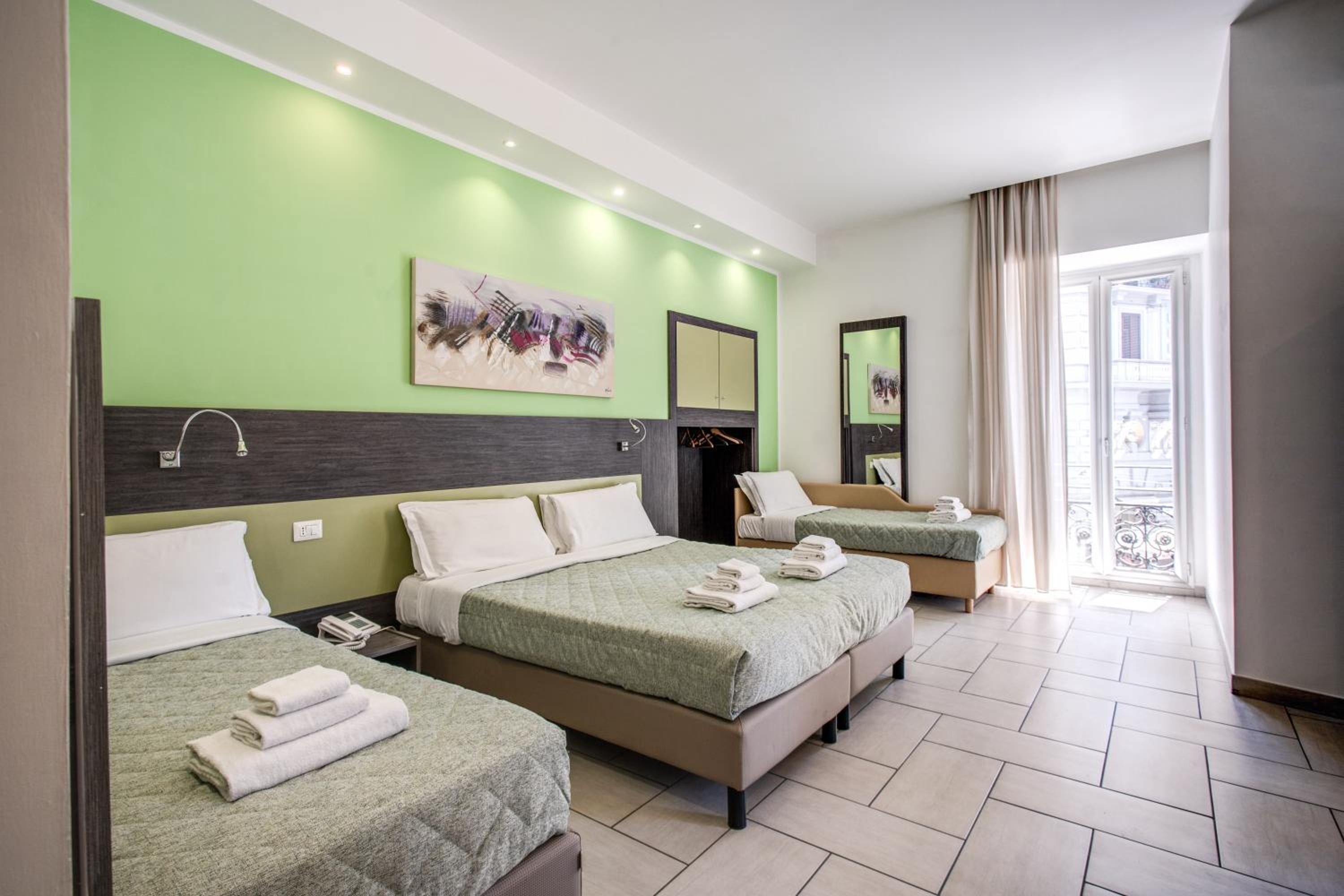 Napoli Suite photo 2