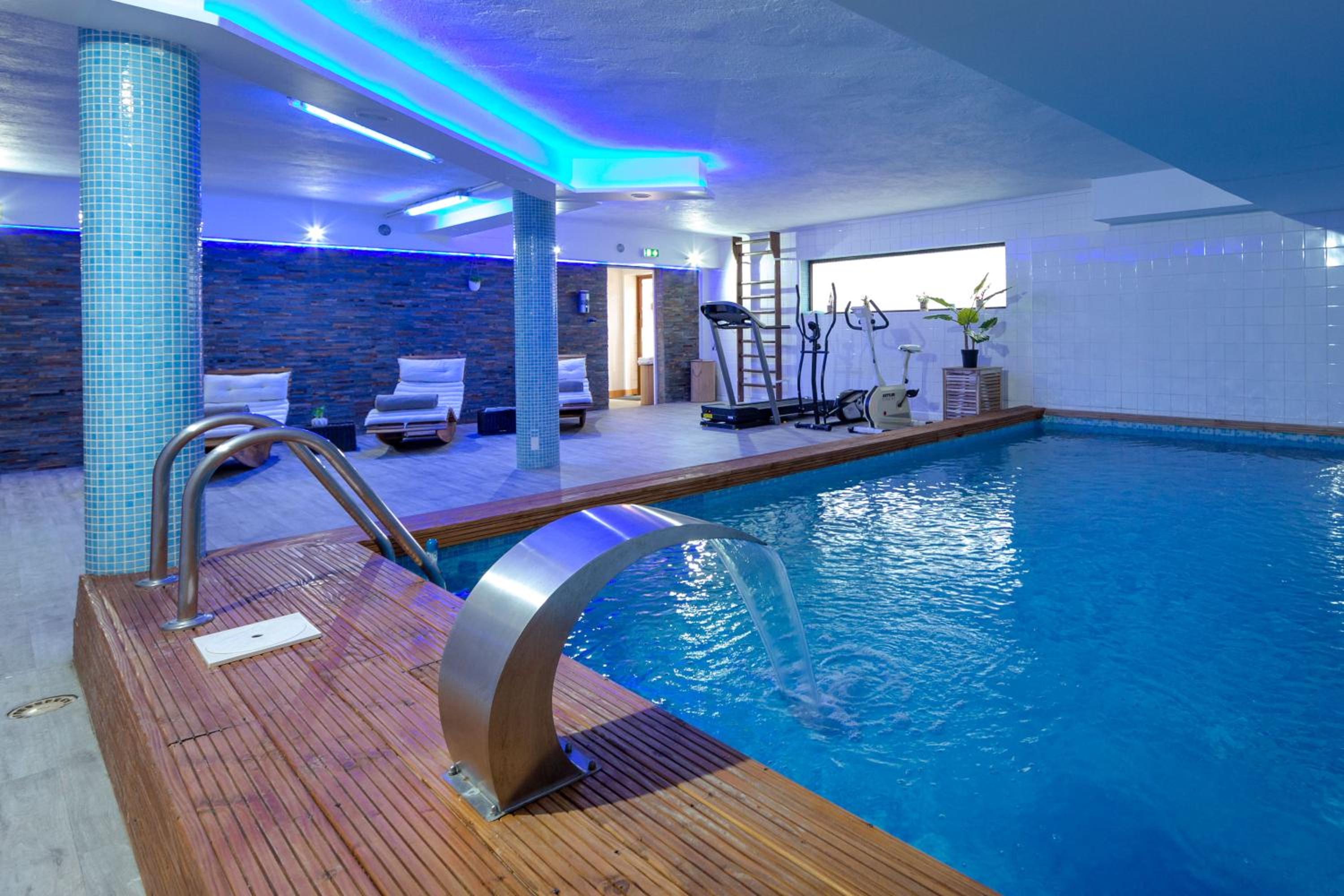 indoor pool