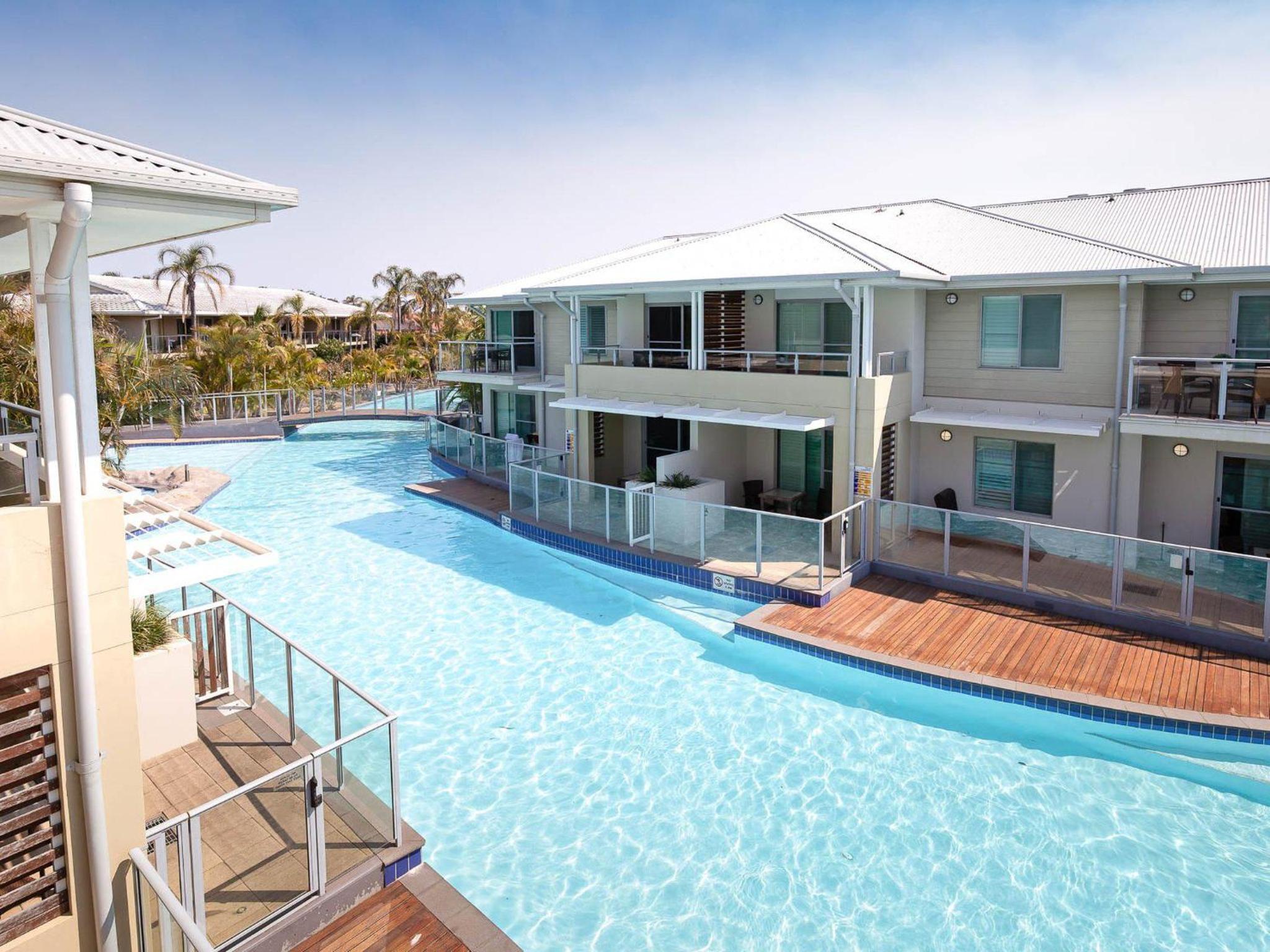 Hotel 245 'pacific Blue', 265 Sandy Point Rd - Air Conditioned Unit With Resort Facilities And Linen Supplied