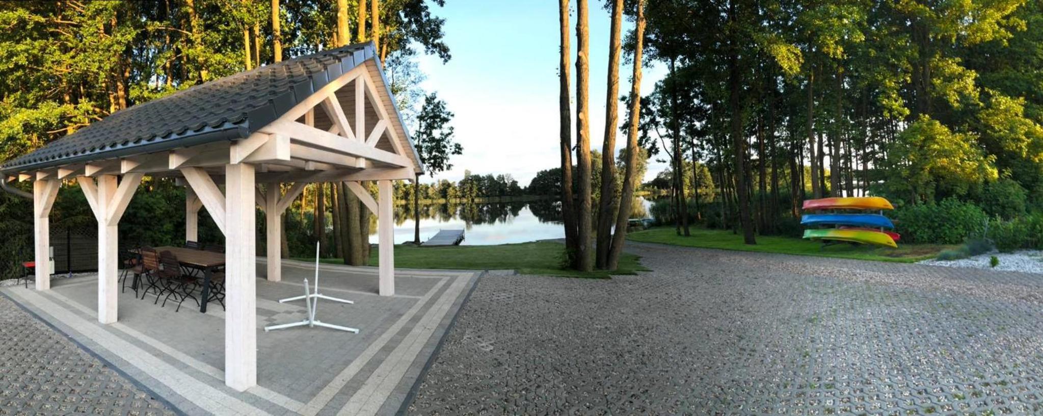 domki pod Jesionem Sławianowo nad jeziorem view 2