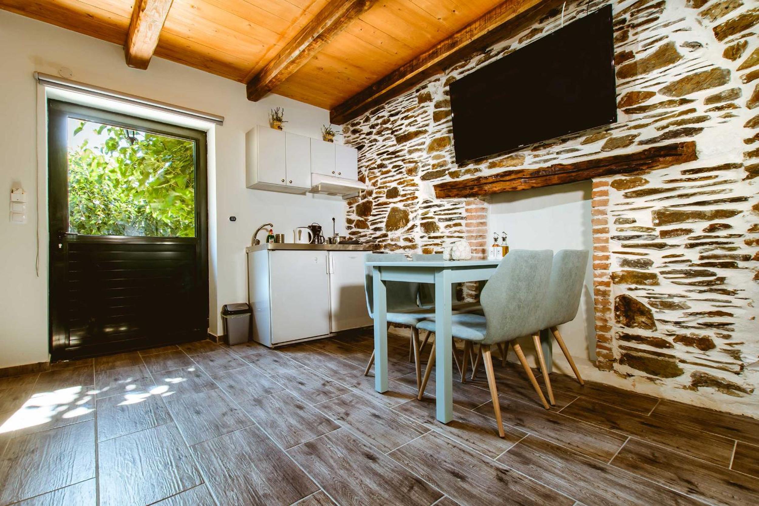 Ellafos Traditional Living-Elafonisi Couples Retreat