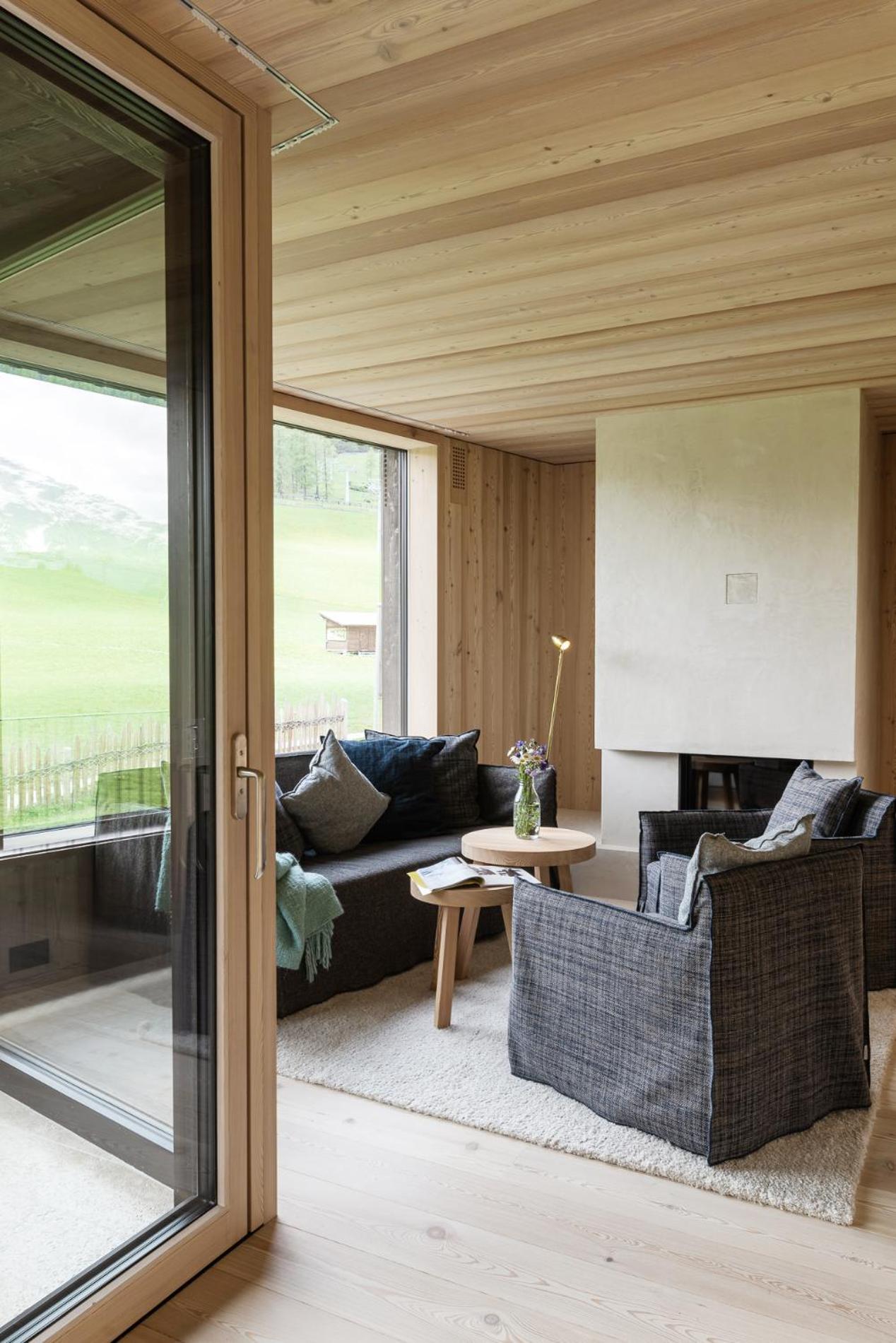 Larix Lodge