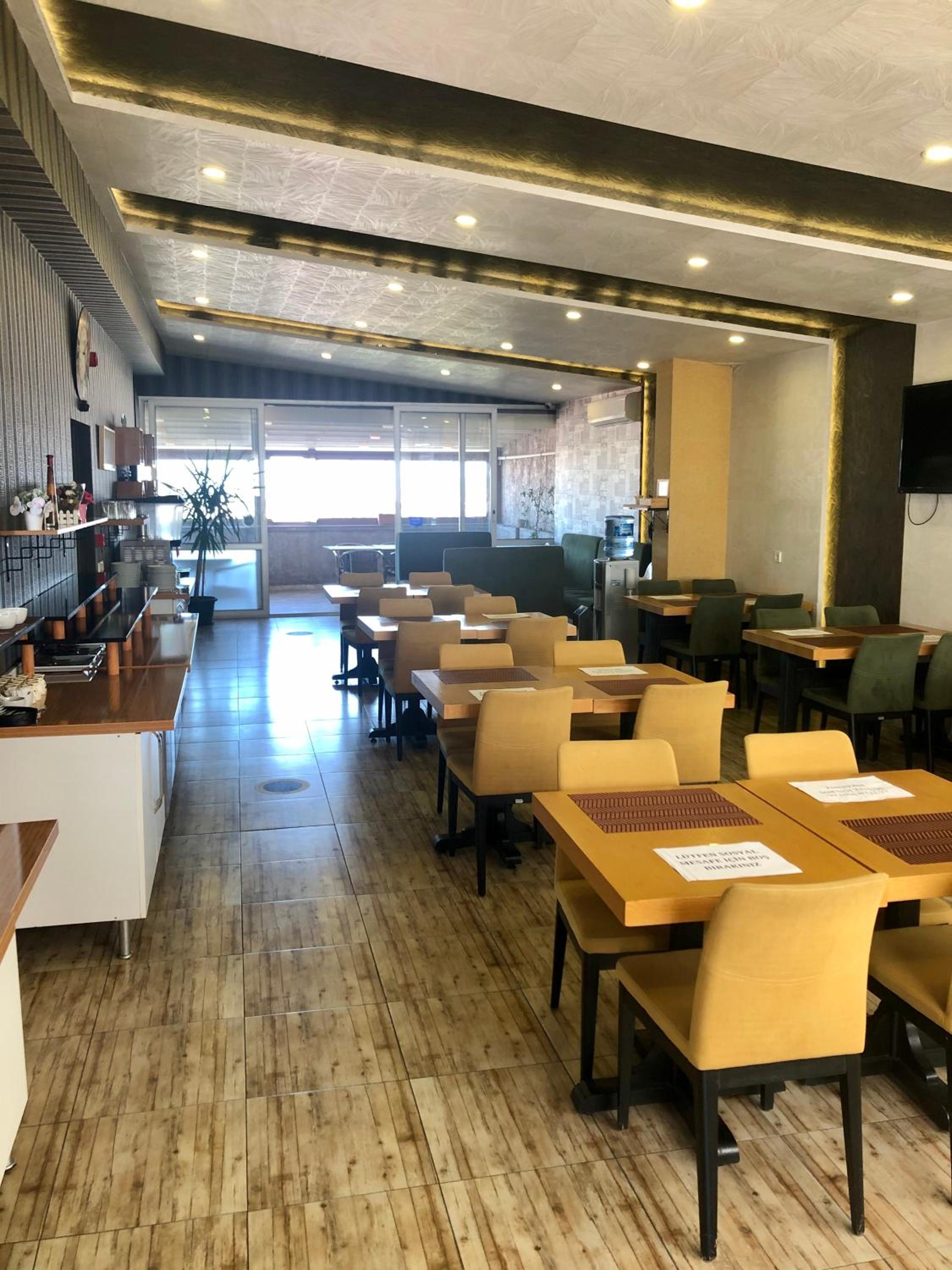 Era Palace Otel - Image 40