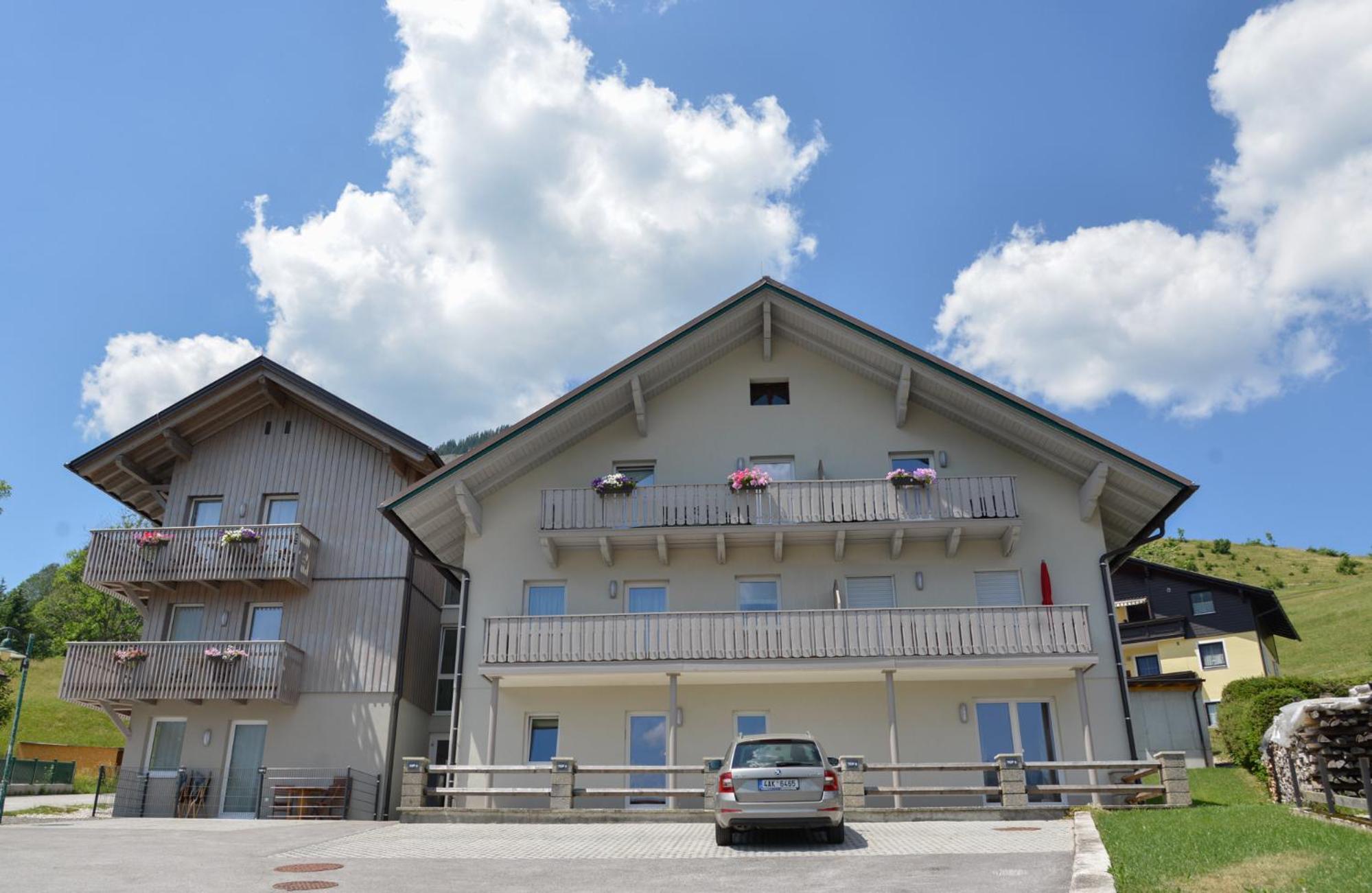 Alpine Appartement Top 8 by AA Holiday Homes view 2