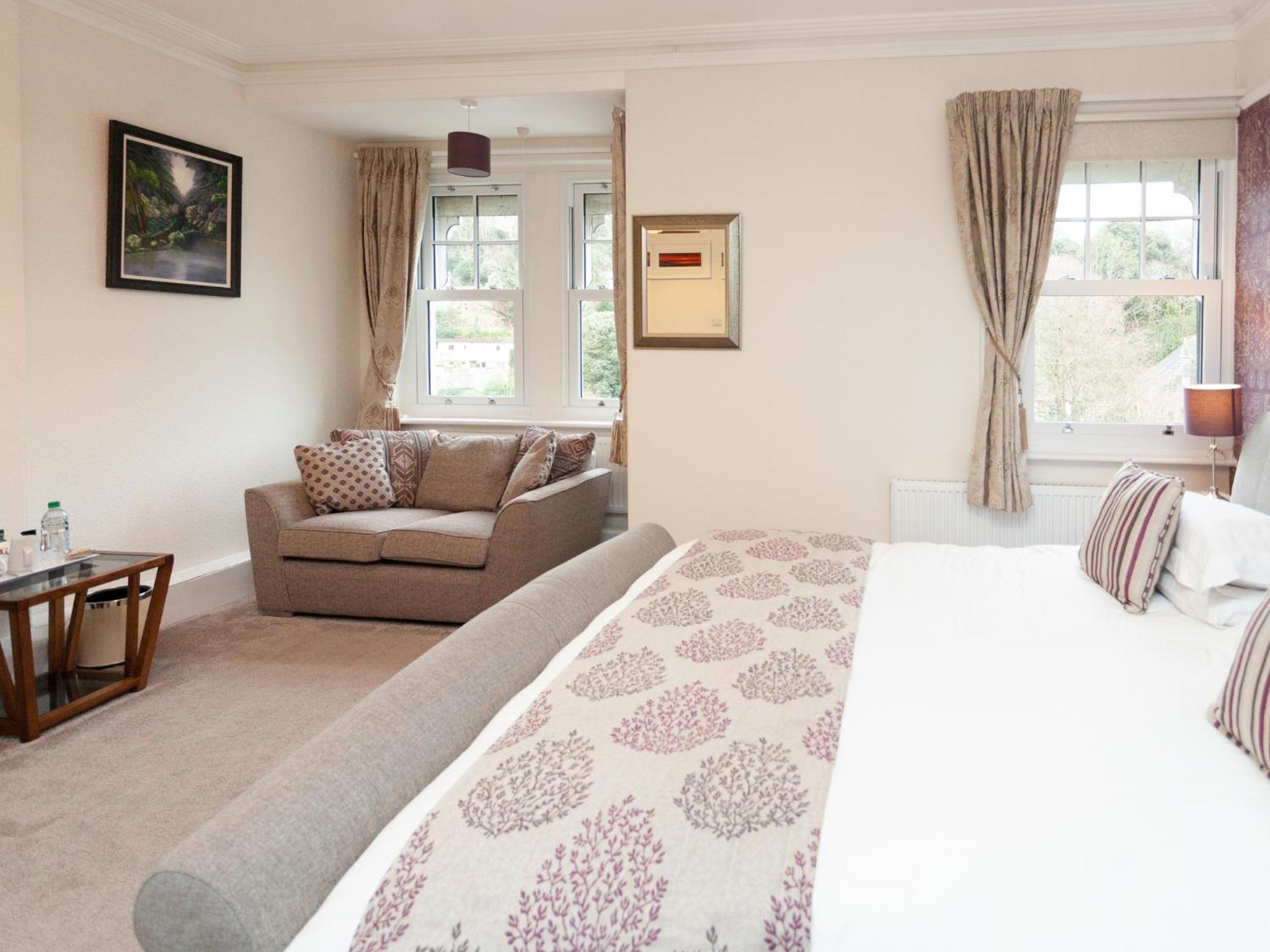 The Ravenswood B&B