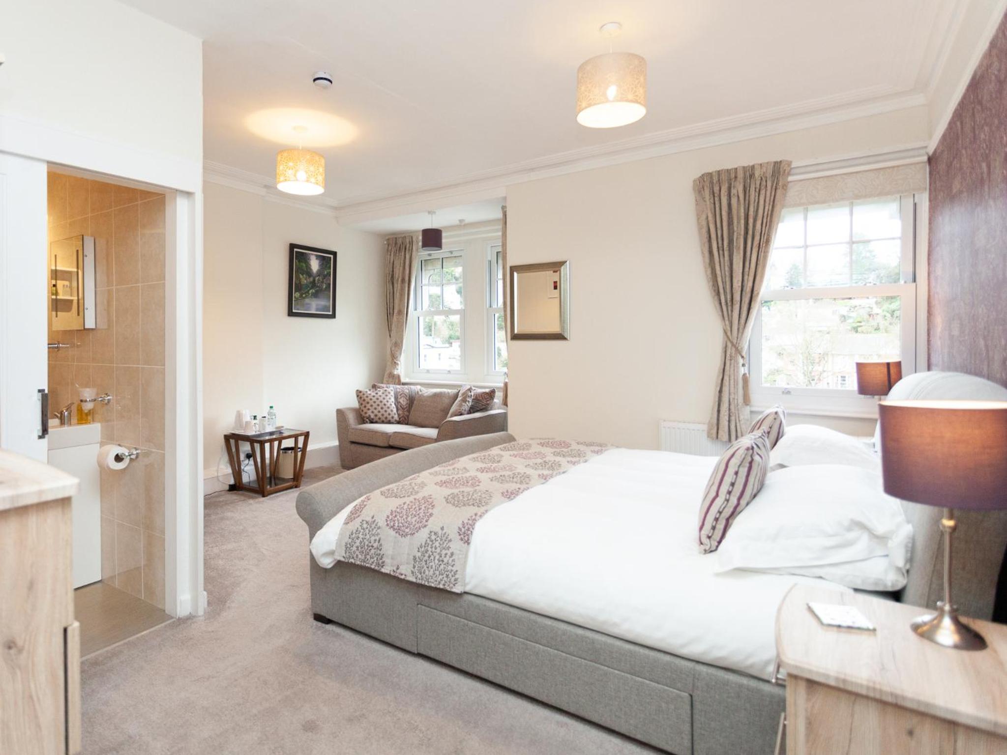 The Ravenswood B&B