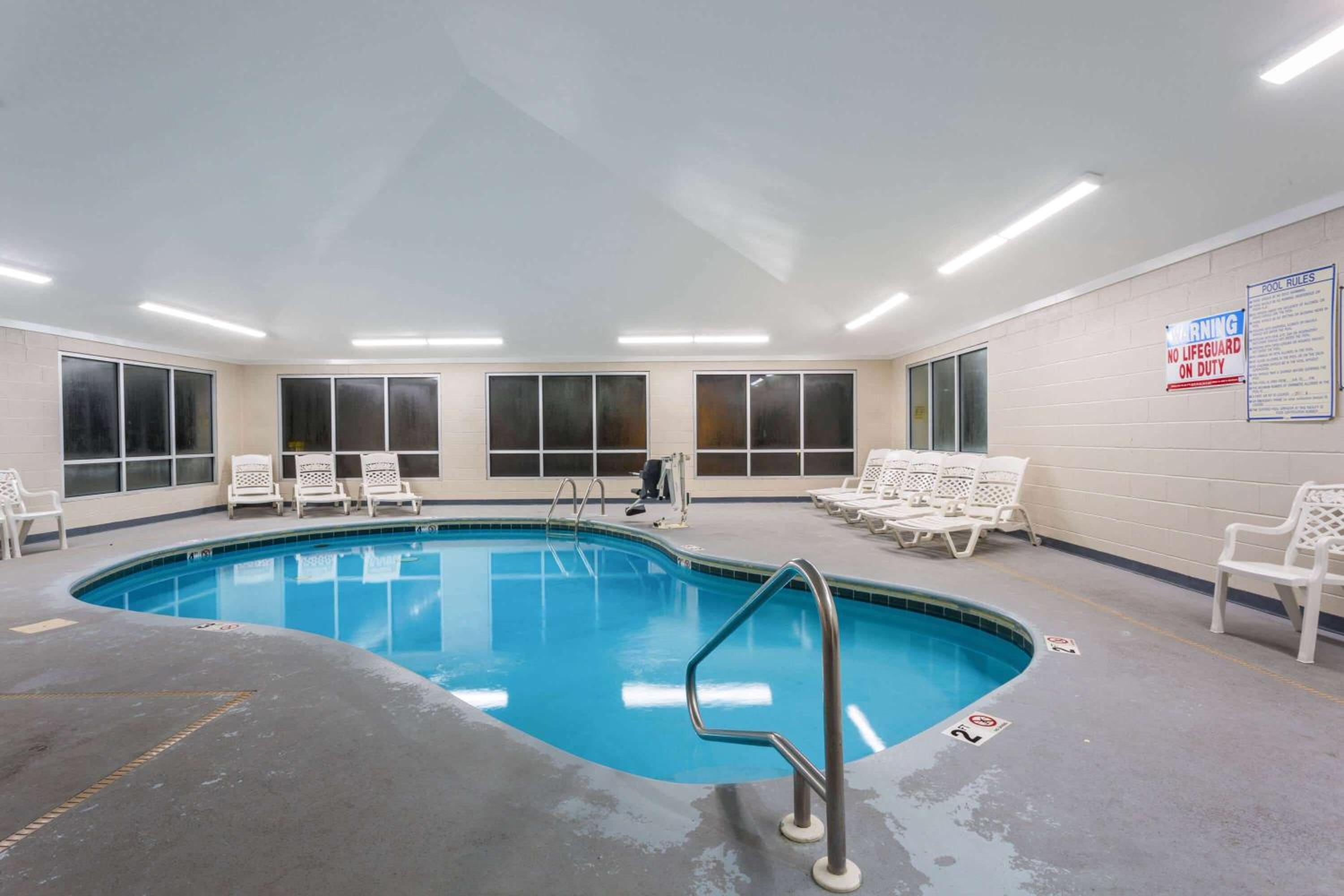 Wytheville Vacations - La Quinta by Wyndham Wytheville - Property Image 28