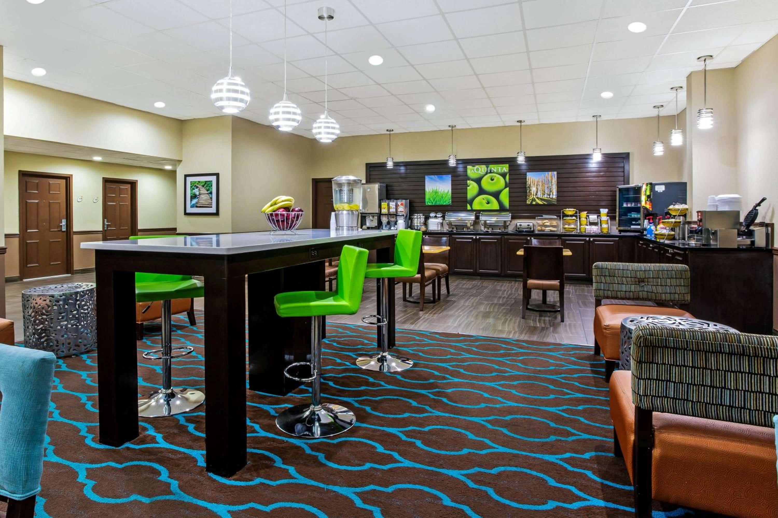 Wytheville Vacations - La Quinta by Wyndham Wytheville - Property Image 8