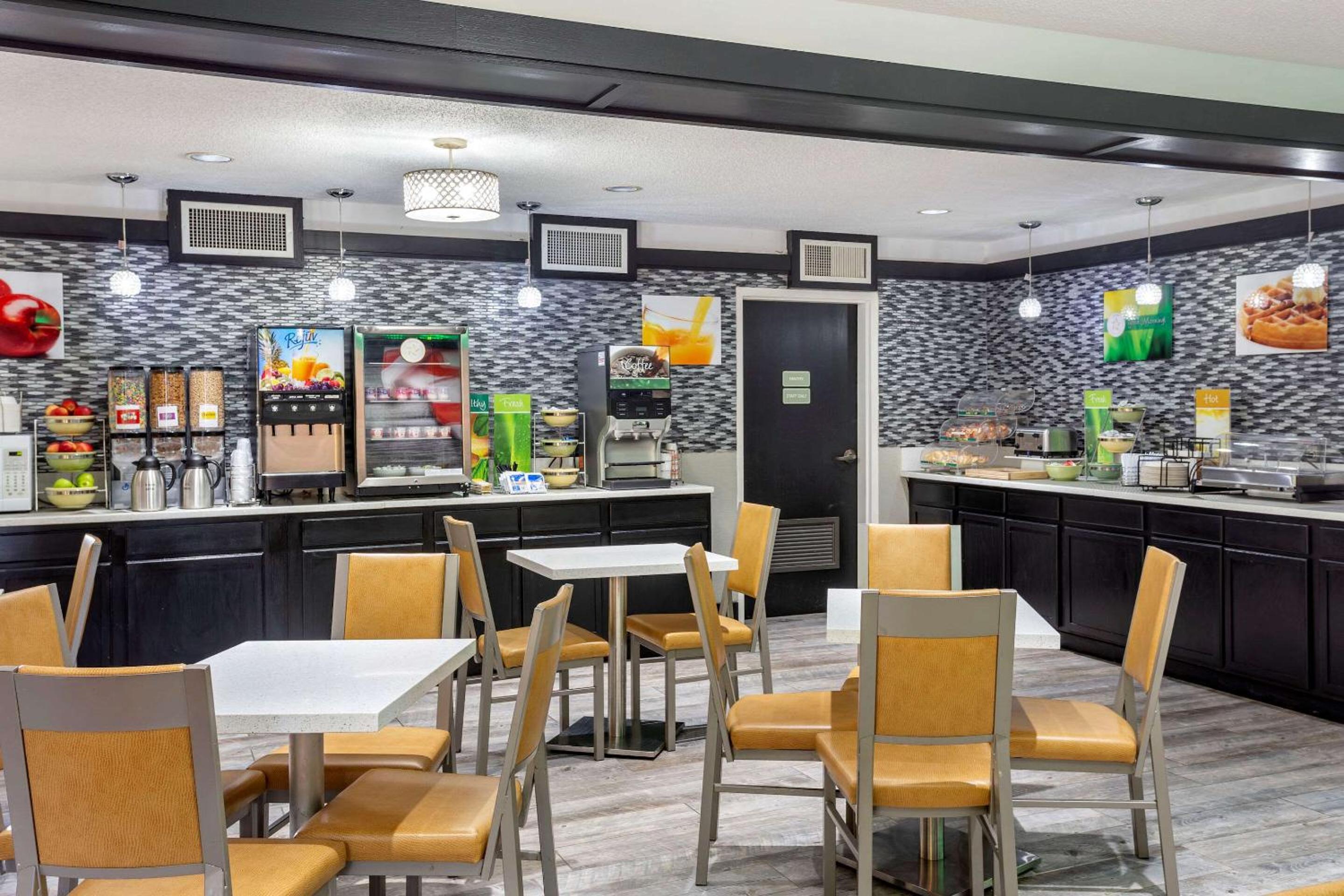 Quality Inn St Robert - Ft Leonard Wood - Property Image 6