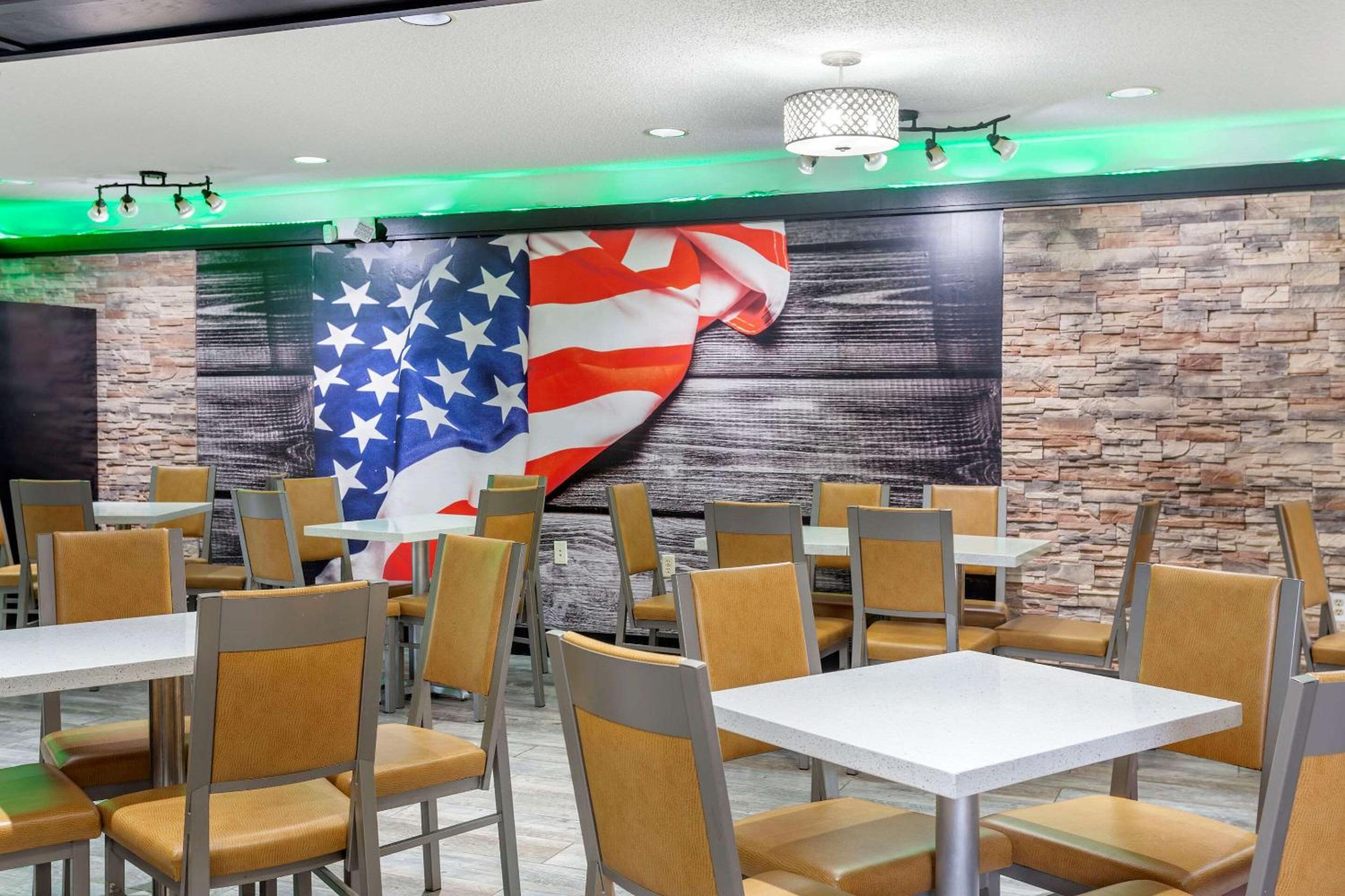 Quality Inn St Robert - Ft Leonard Wood - Property Image 7