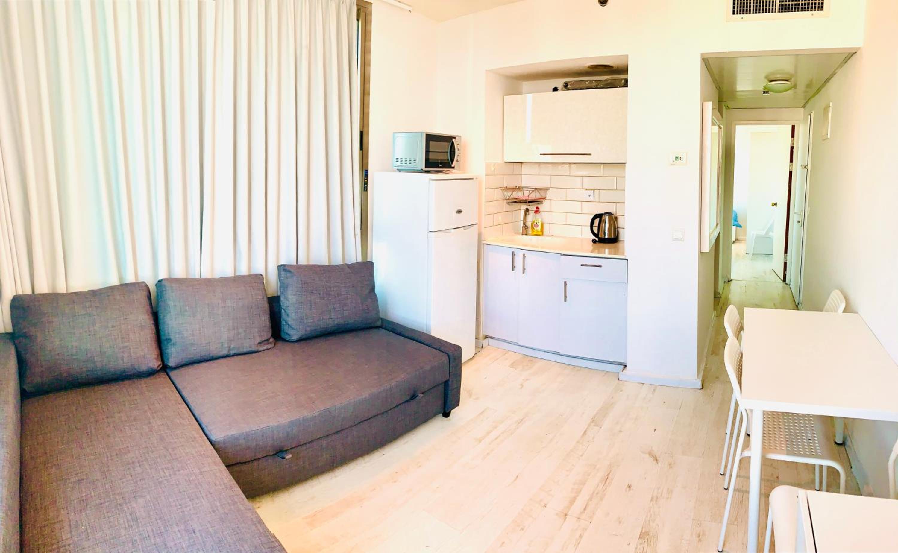 Sea Breeze Apartments