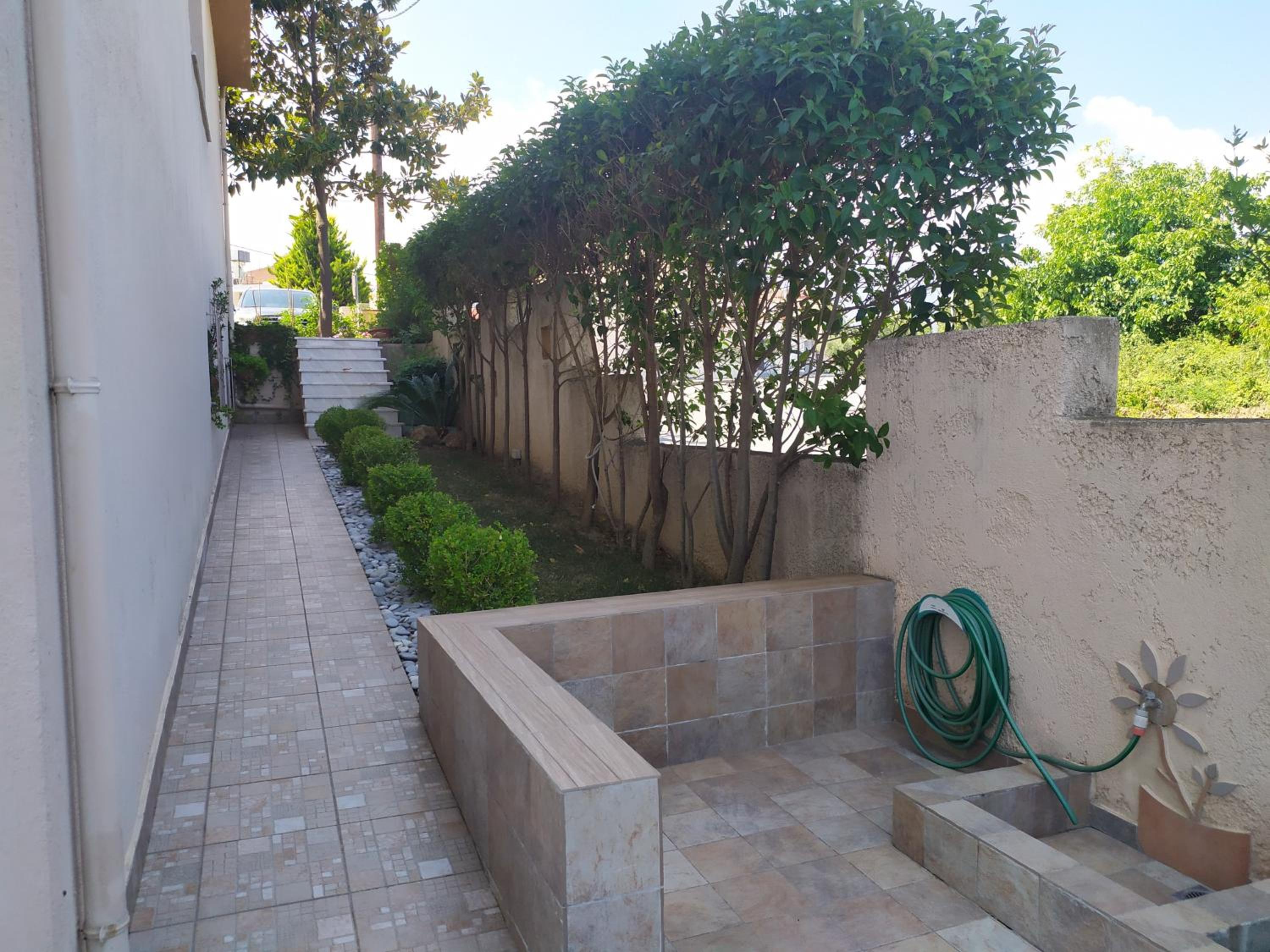 Corner house view 4