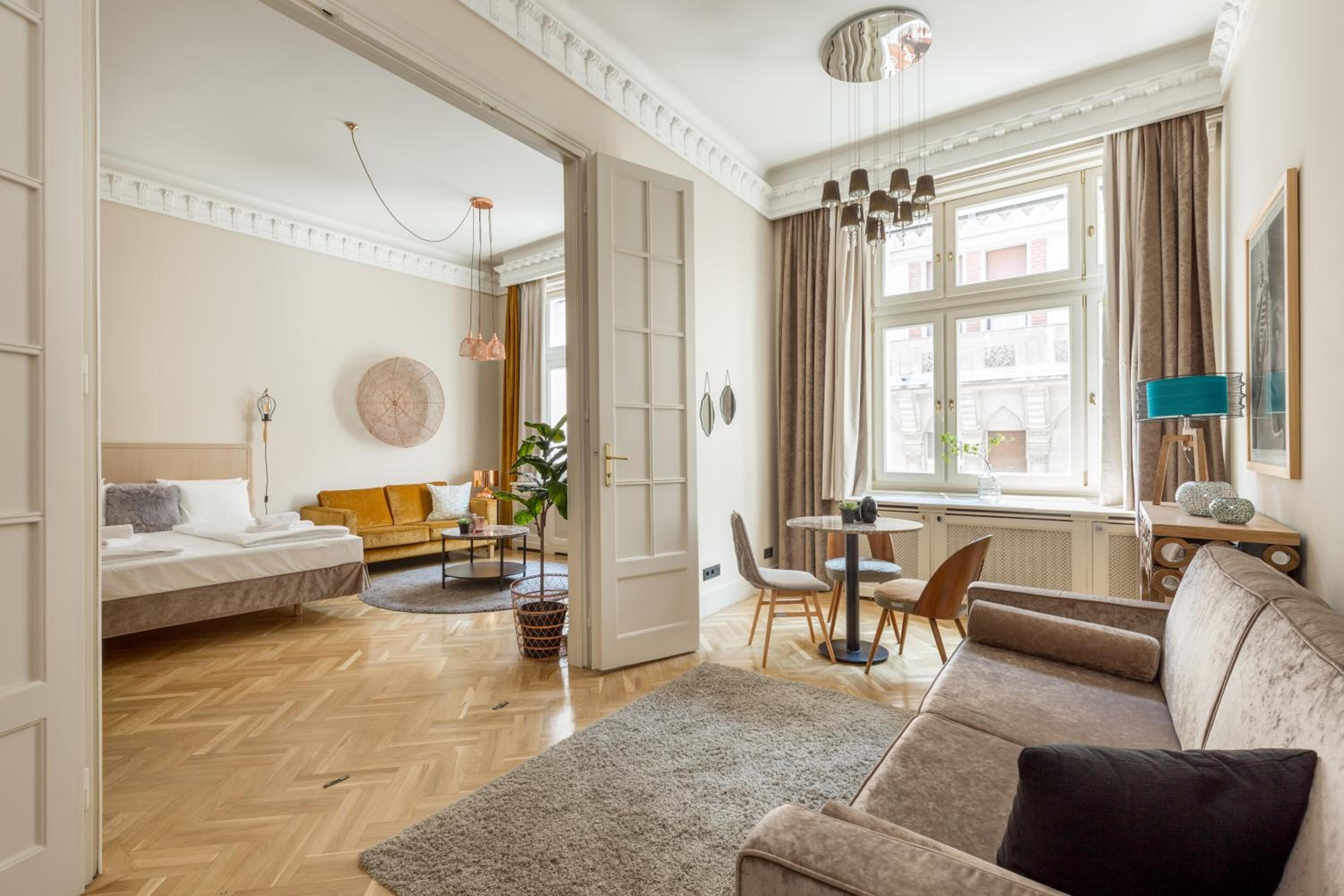 Danube Dream Home In The Absolute Center view 2