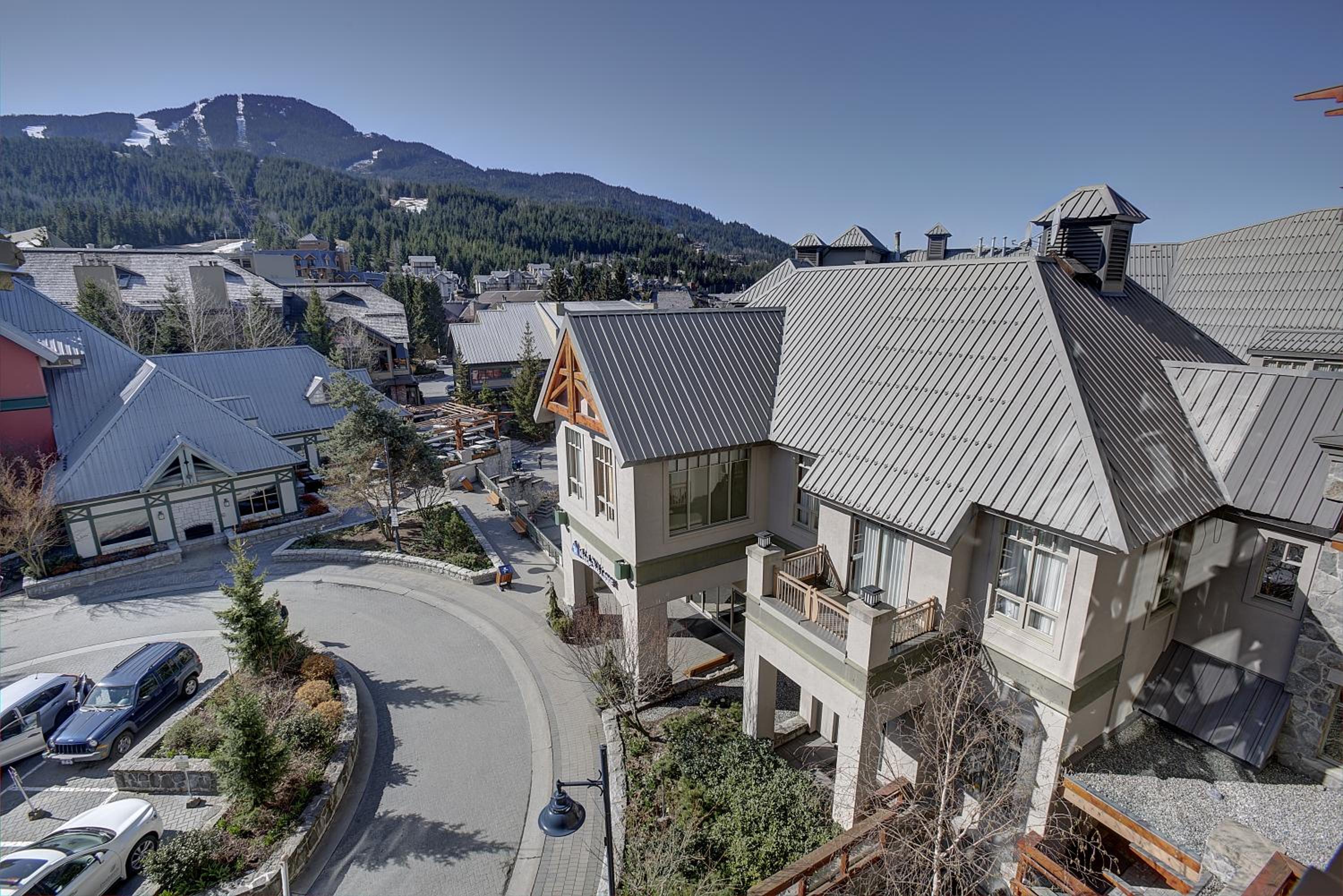 Whistler Peak Lodge-1