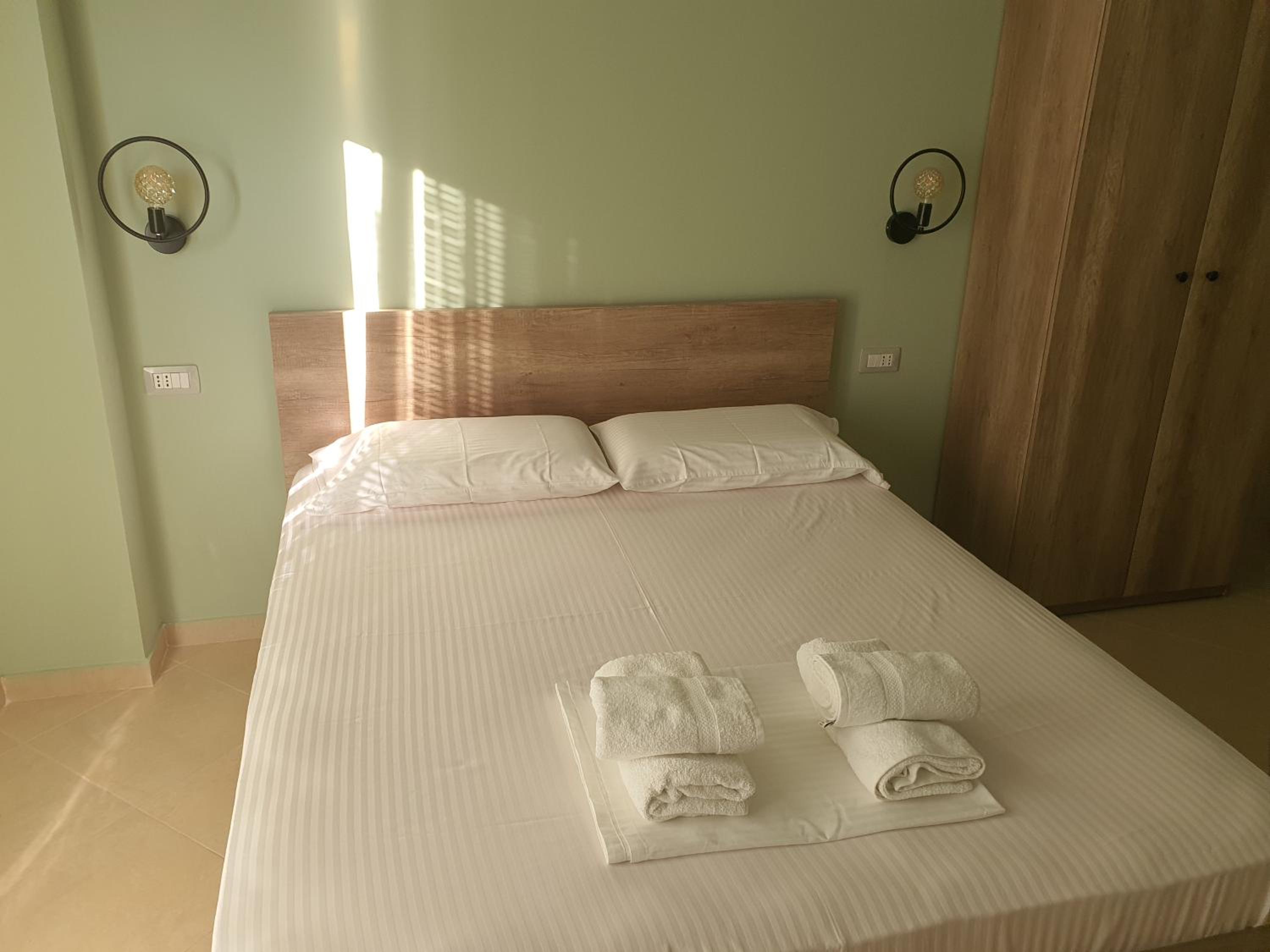 Deni Sea View Apartment