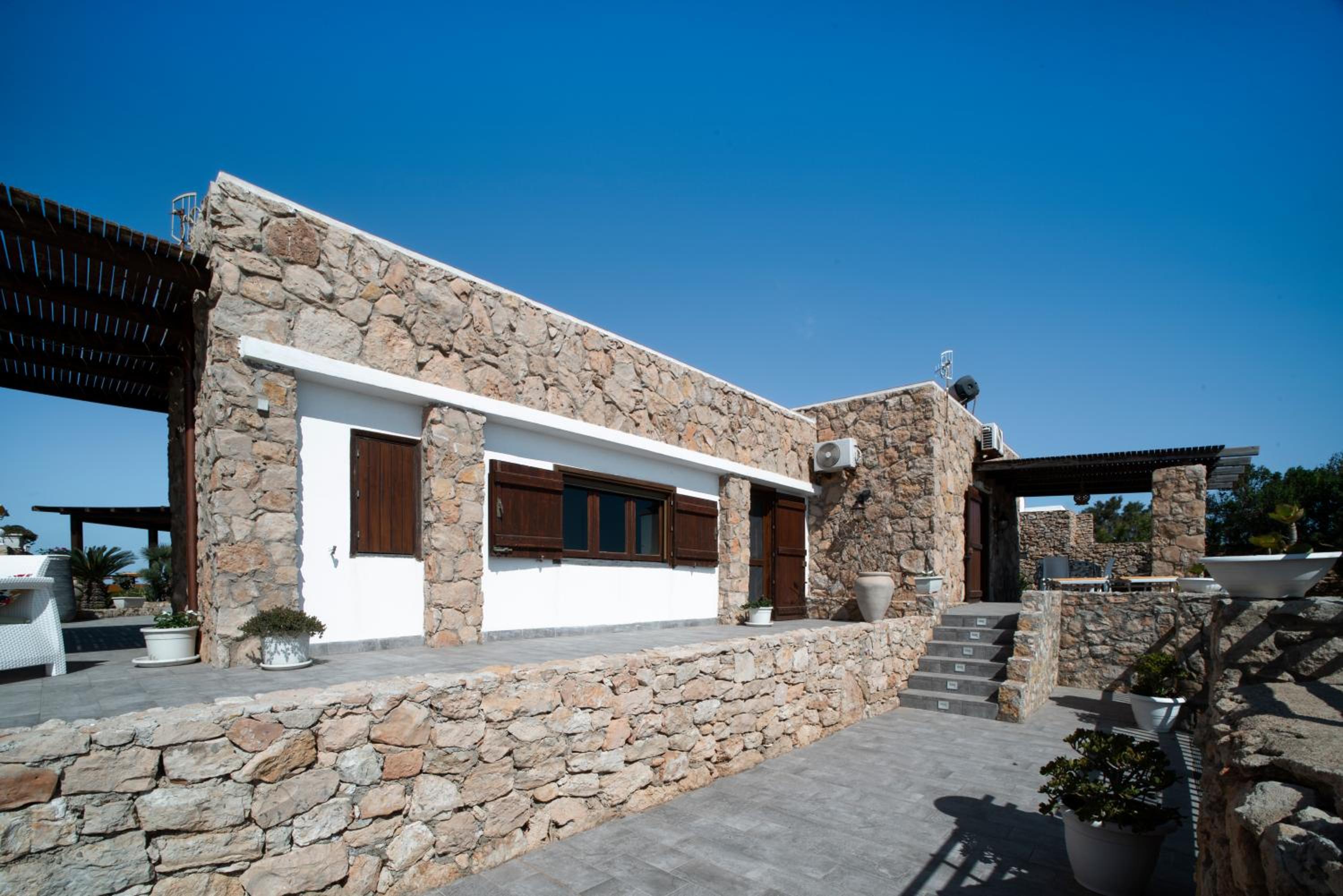 outdoor BBQ area
