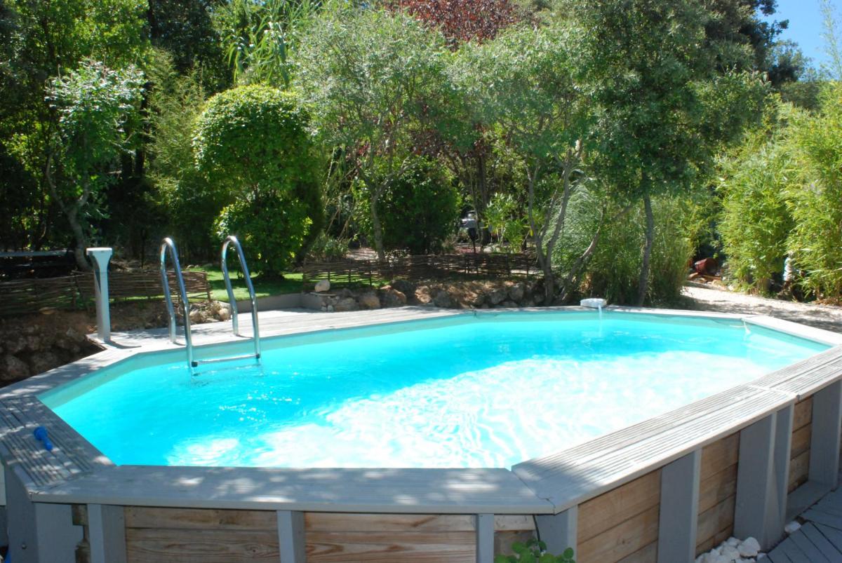VILLA TERRE NEUVE view 2