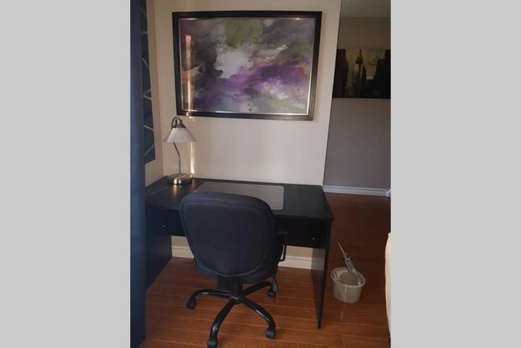 Sarnia's Hidden Gem - 3 BR/2 BA by College/Hwy/Arena