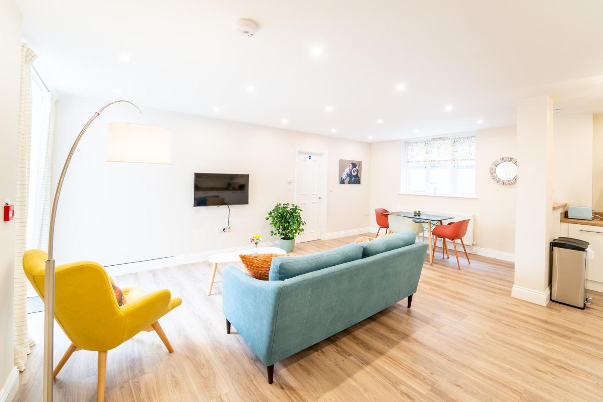 South Quay Apartment view 4