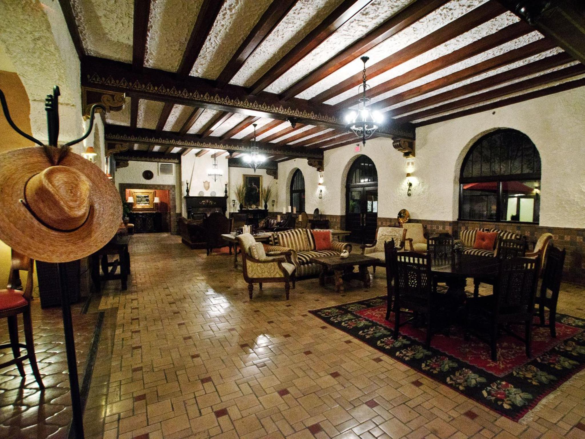 Alpine Vacations - The Holland Hotel - Property Image 25
