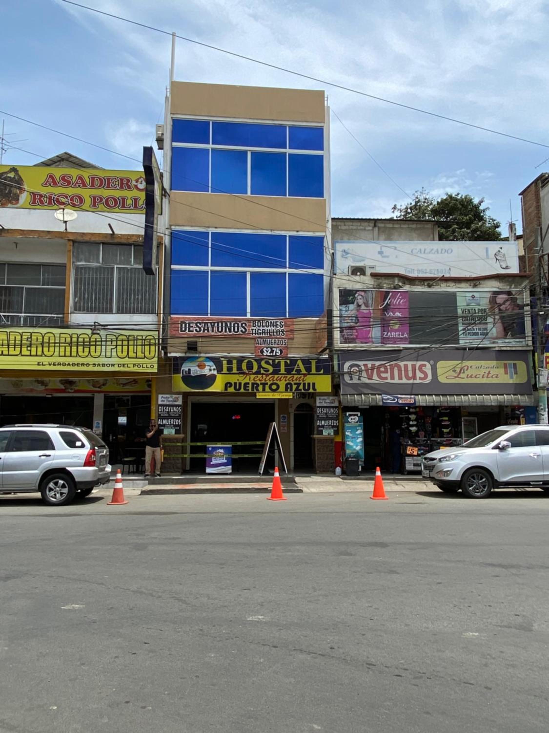 Hostal Puerto Azul