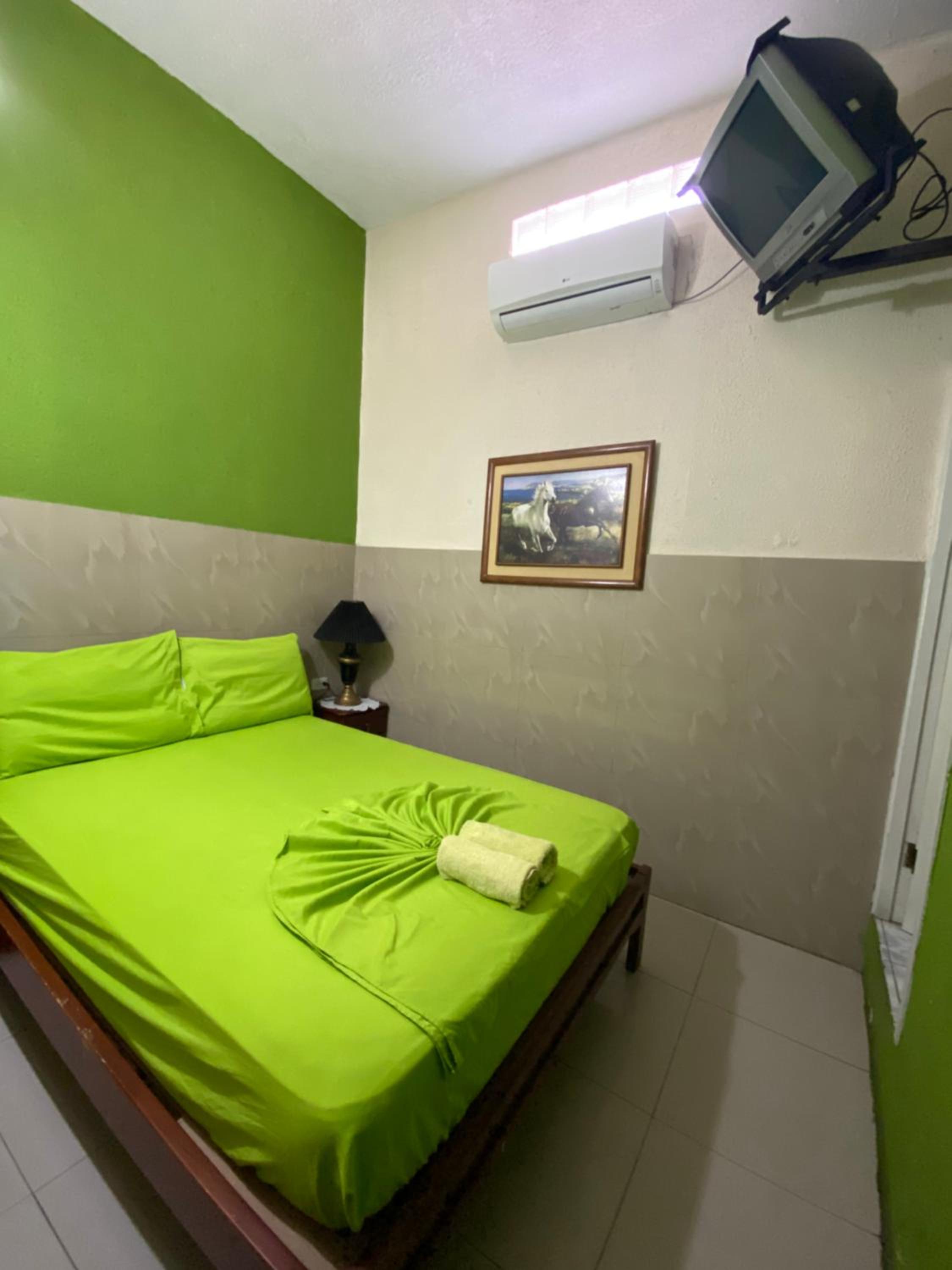 Hostal Puerto Azul