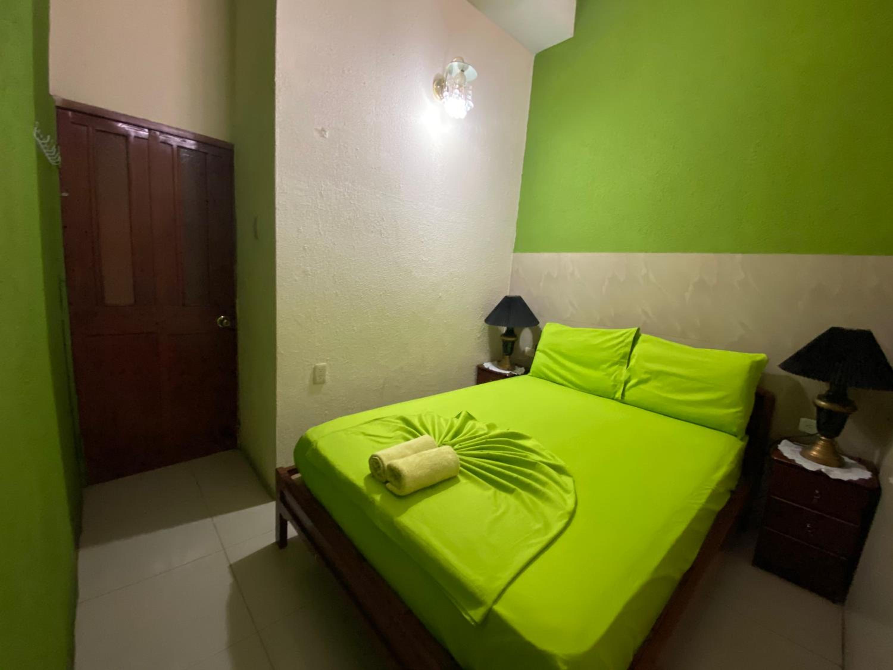 Hostal Puerto Azul