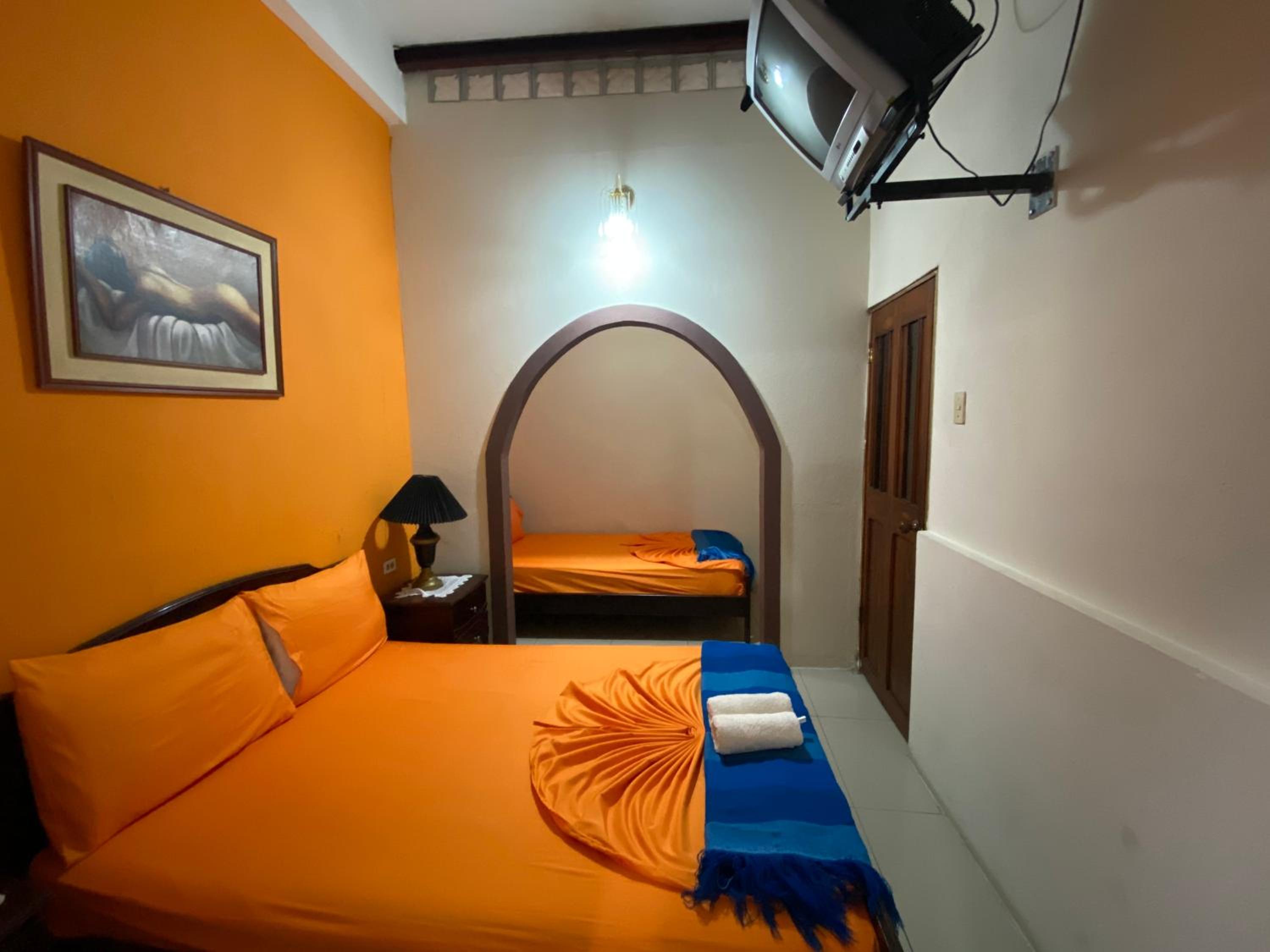 Hostal Puerto Azul