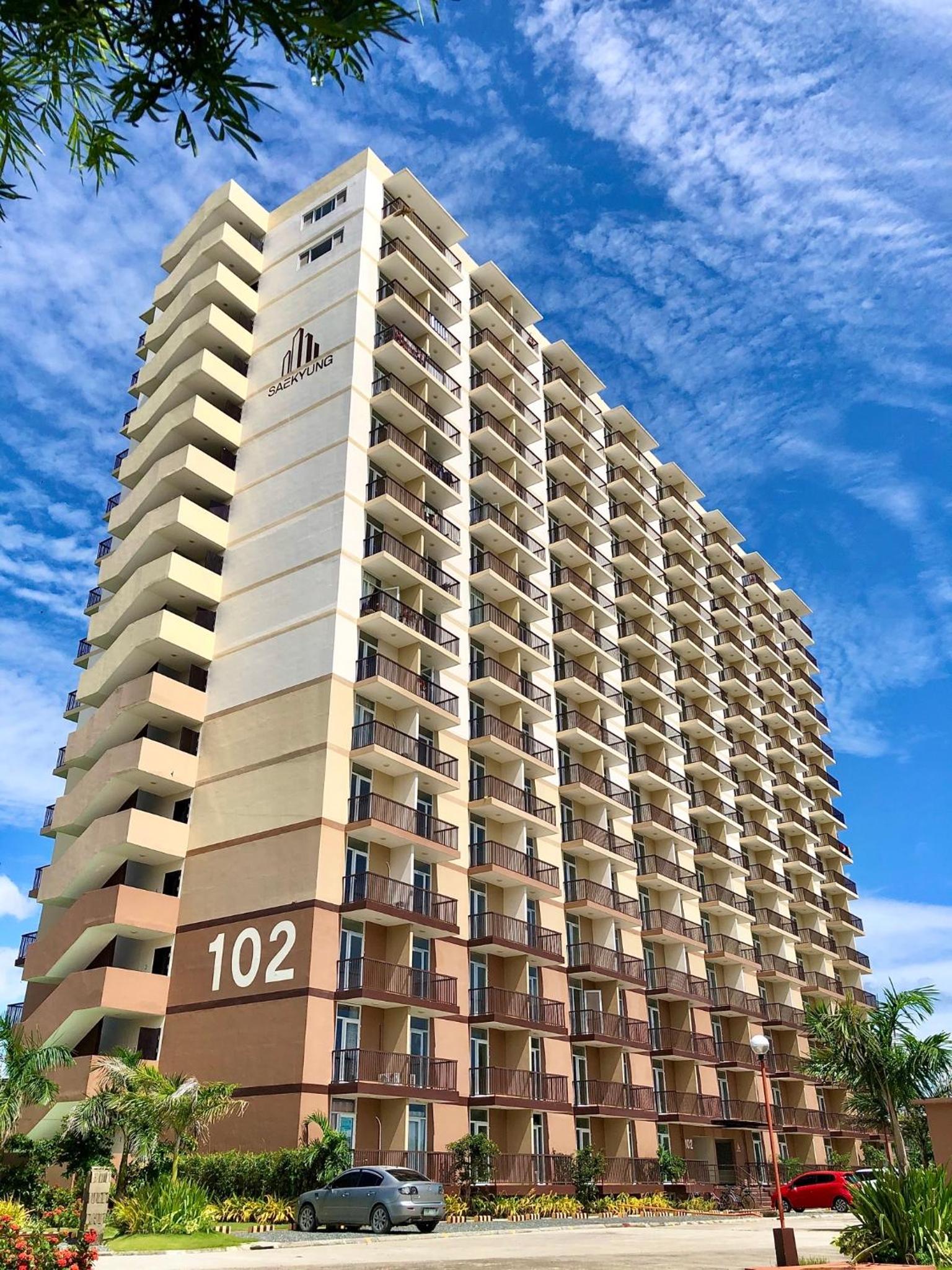 Condo w/ Balcony Near Mactan International Airport