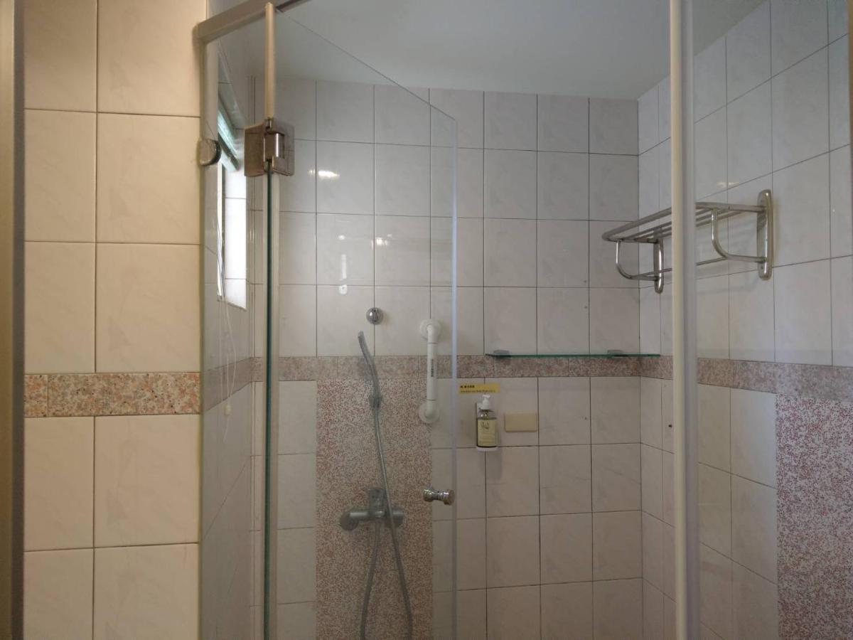 Tainan B&B Hall West Centra