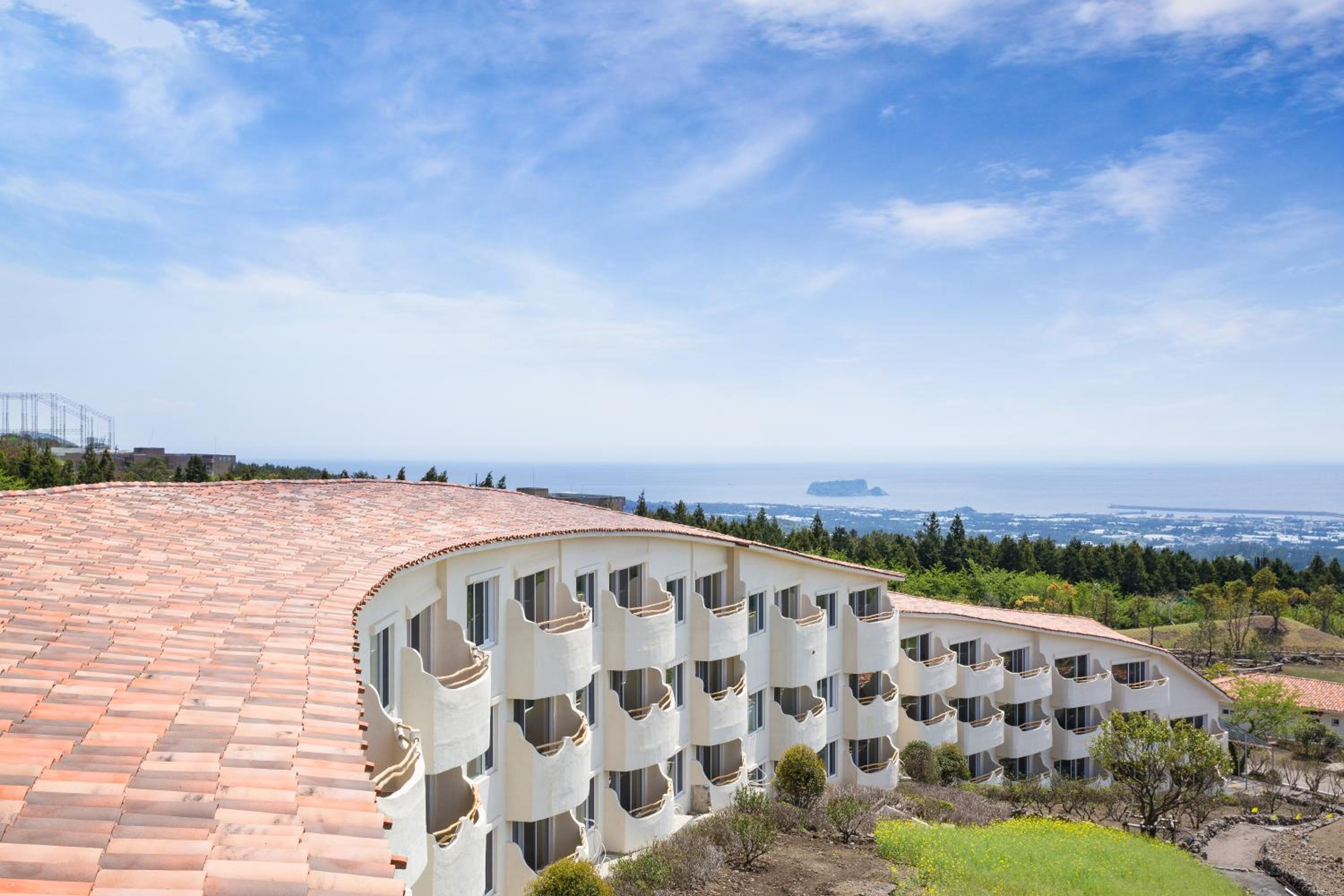 Club ES Jeju Resort view 2