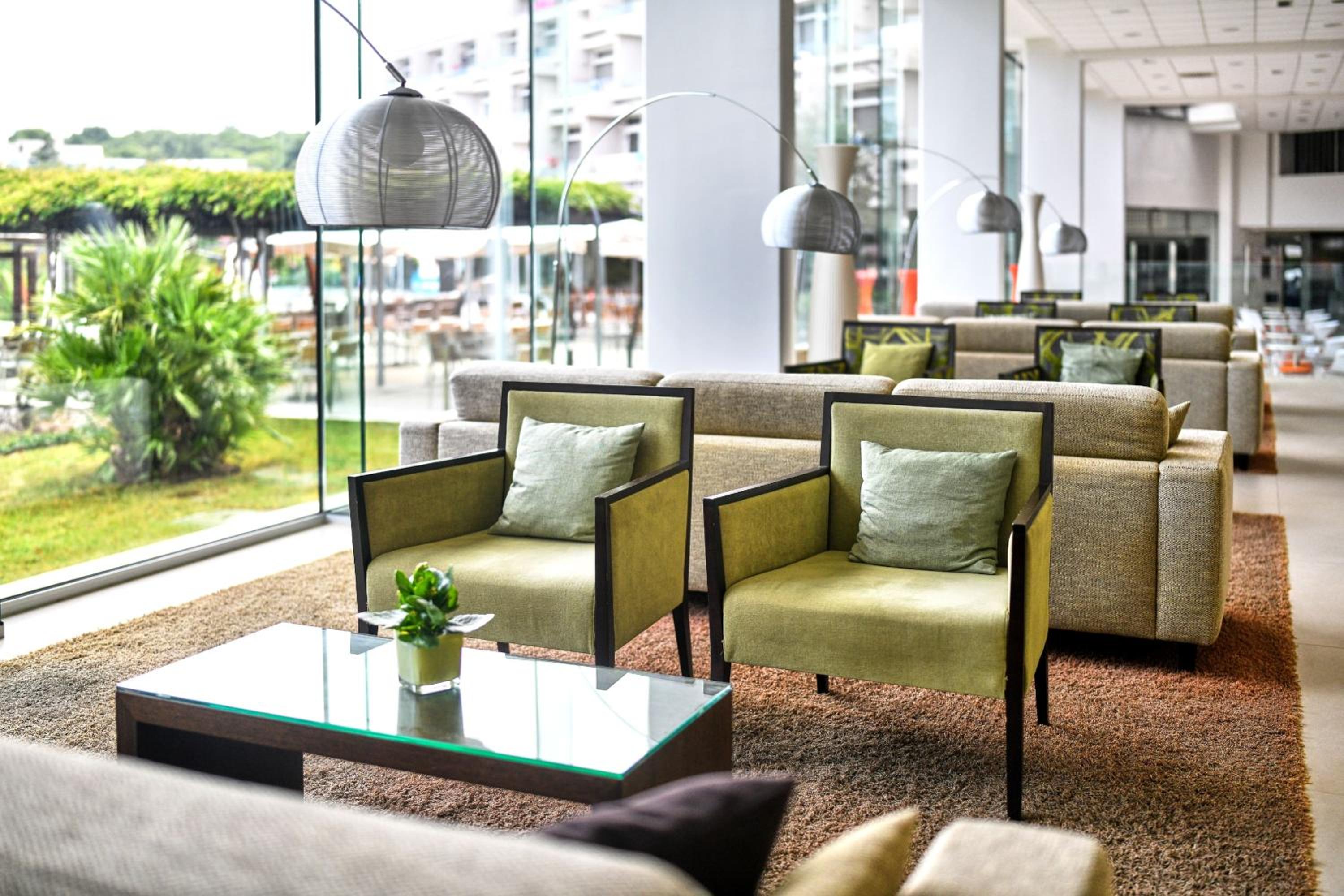 Hotel Mediteran Plava Laguna - Property Image 1