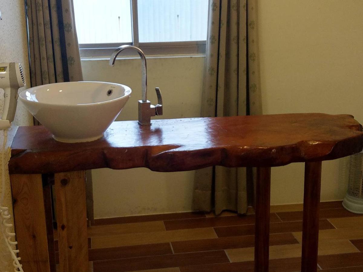 Tainan B&B Hall West Centra