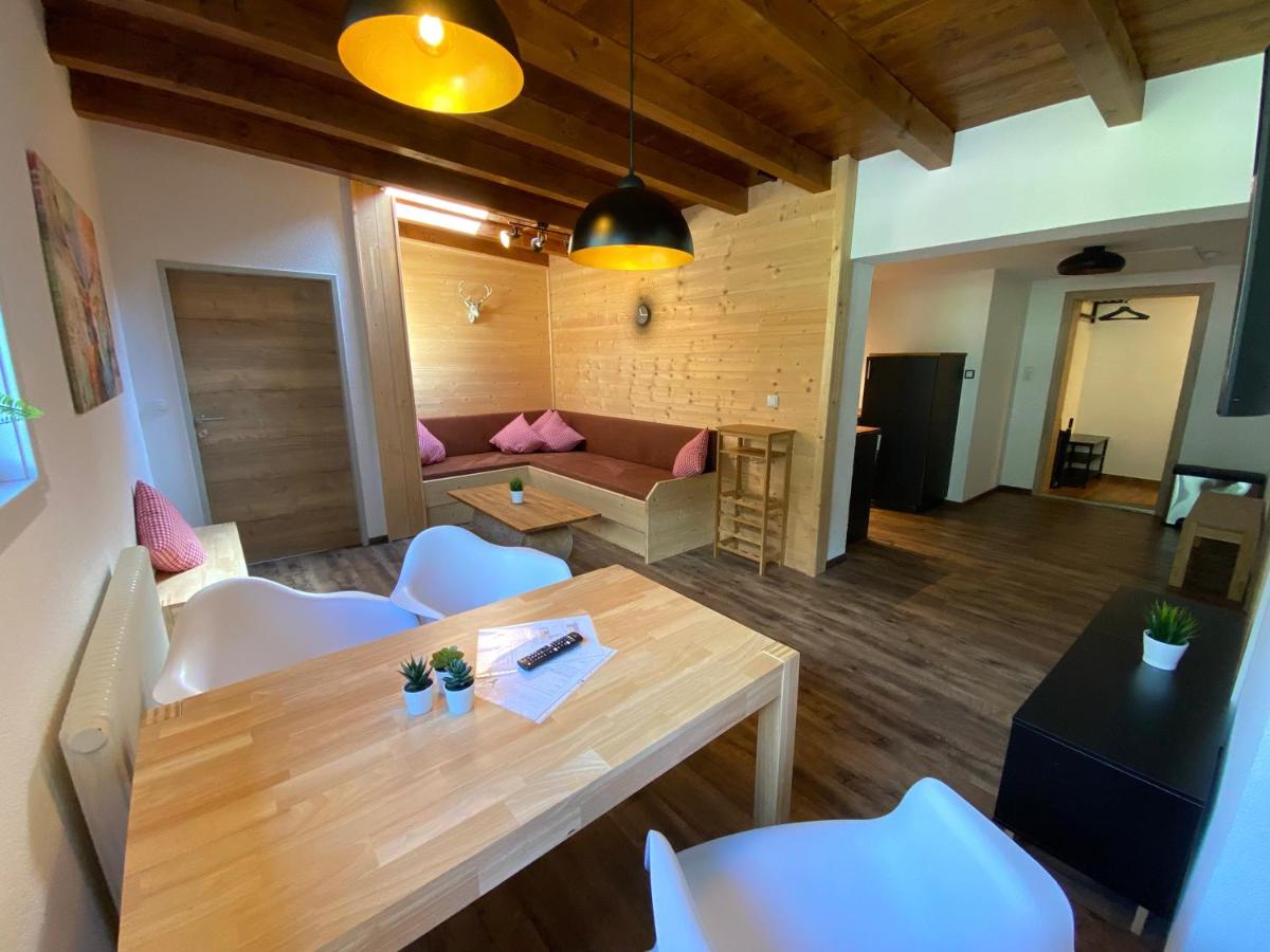 Familien-Apartment mit Balkon und Bergblick