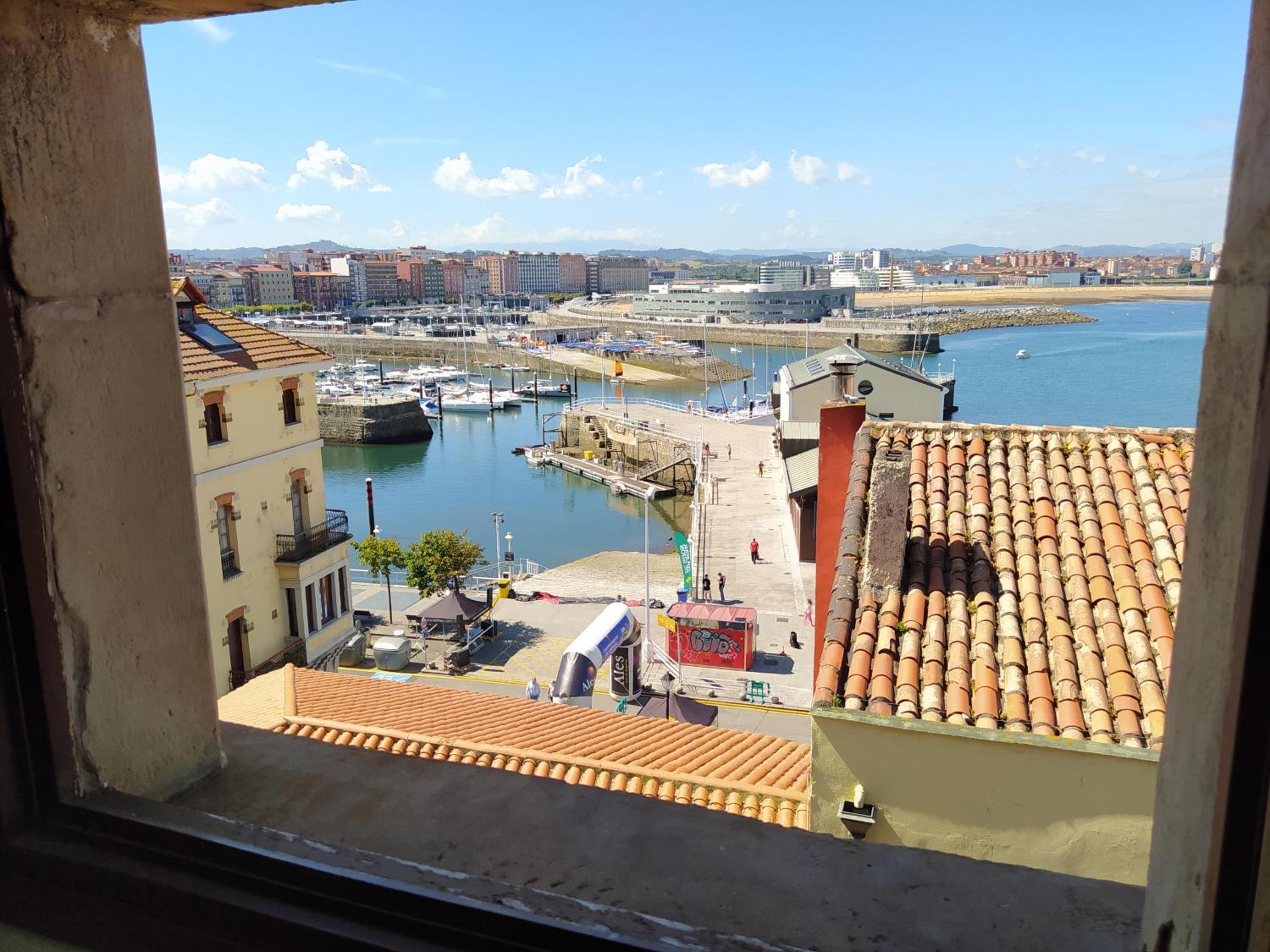 Puerto Deportivo Cimadevilla