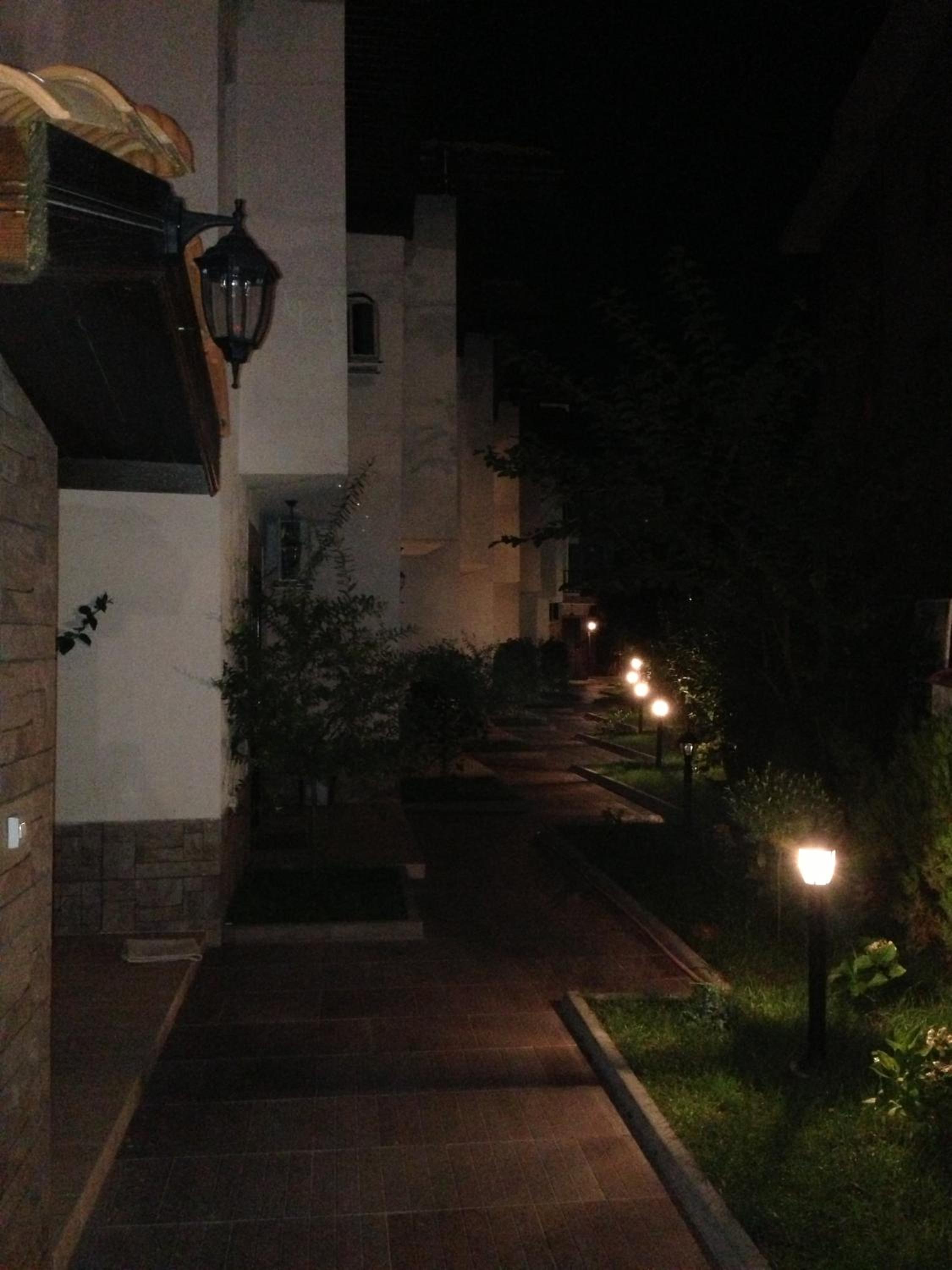 The White Houses Complex