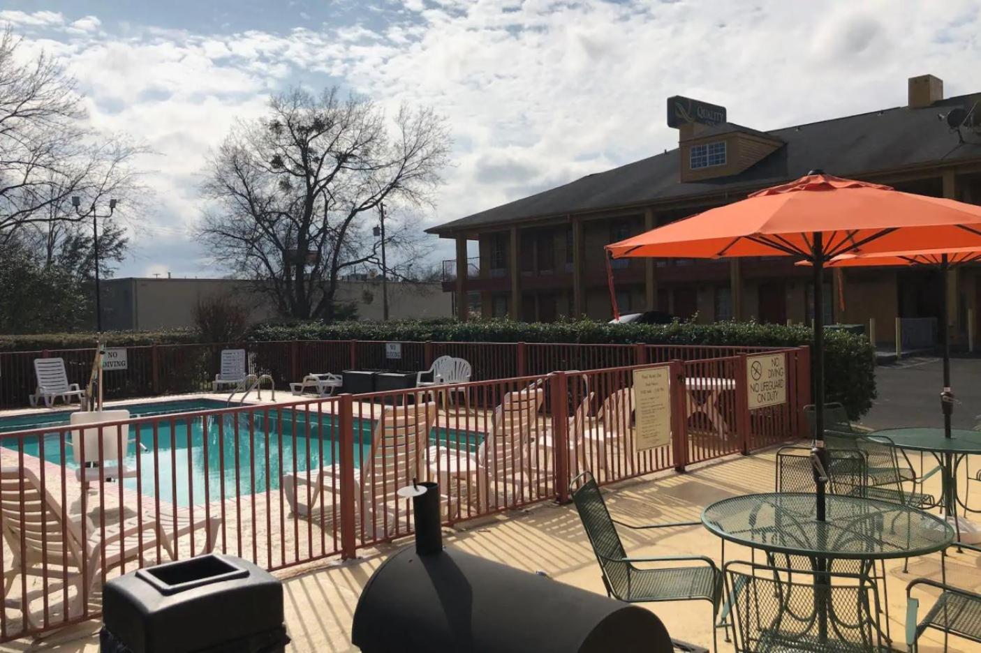 Baymont by Wyndham Selma view 4