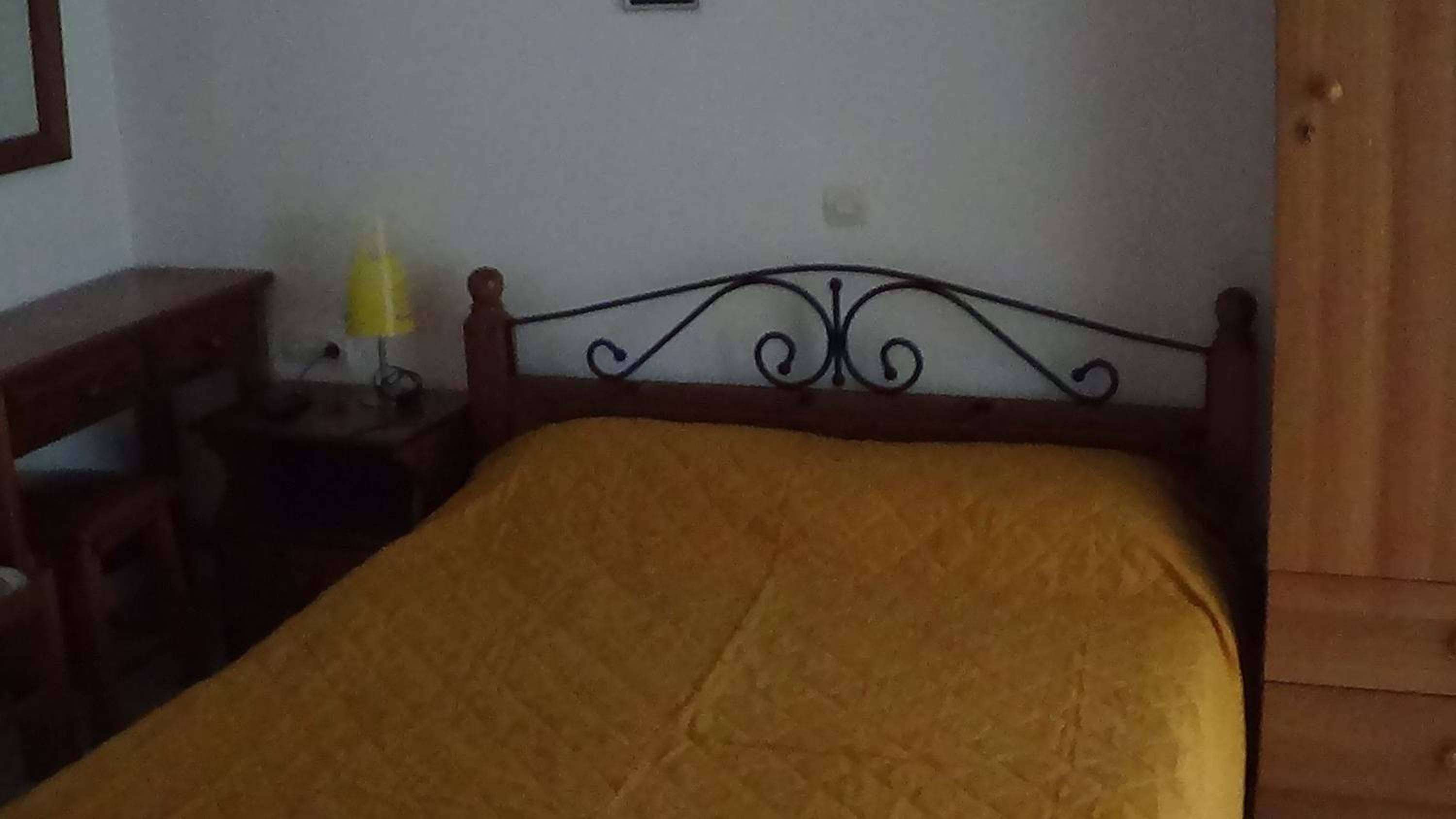 Mouroukis Rooms