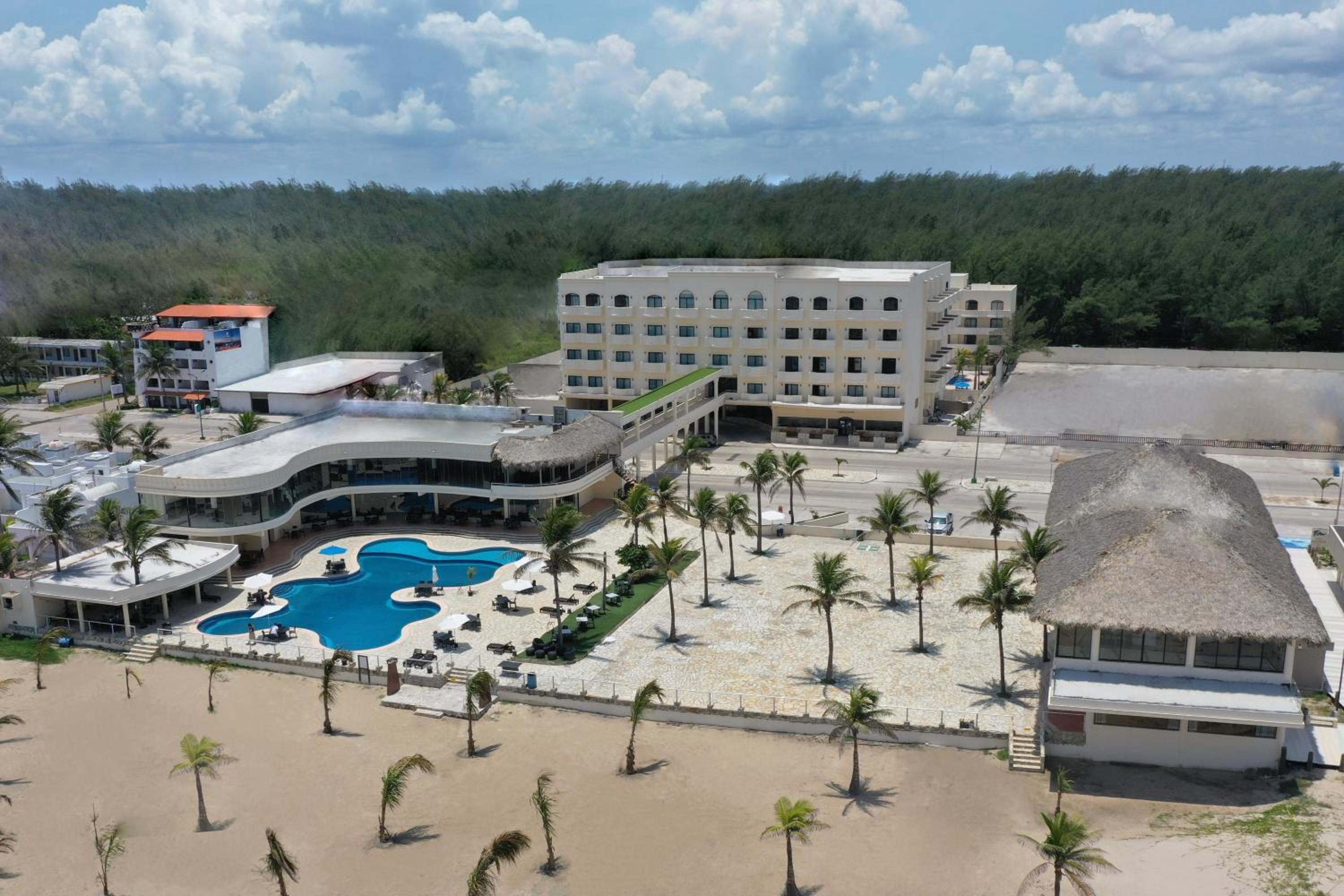 Tampico Vacations - Hotel Arenas del Mar Resort - Property Image 1